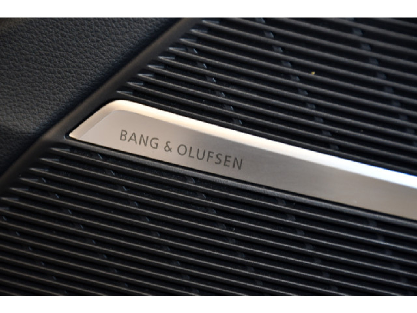Audi - SQ7_10