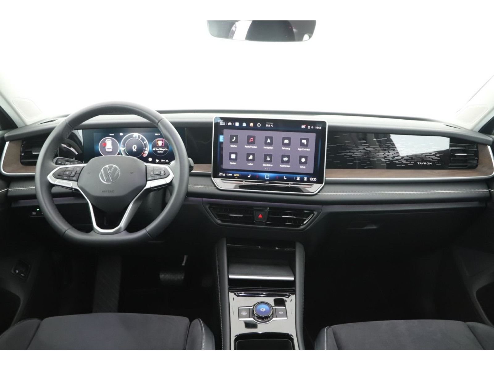 Volkswagen - Tayron_11