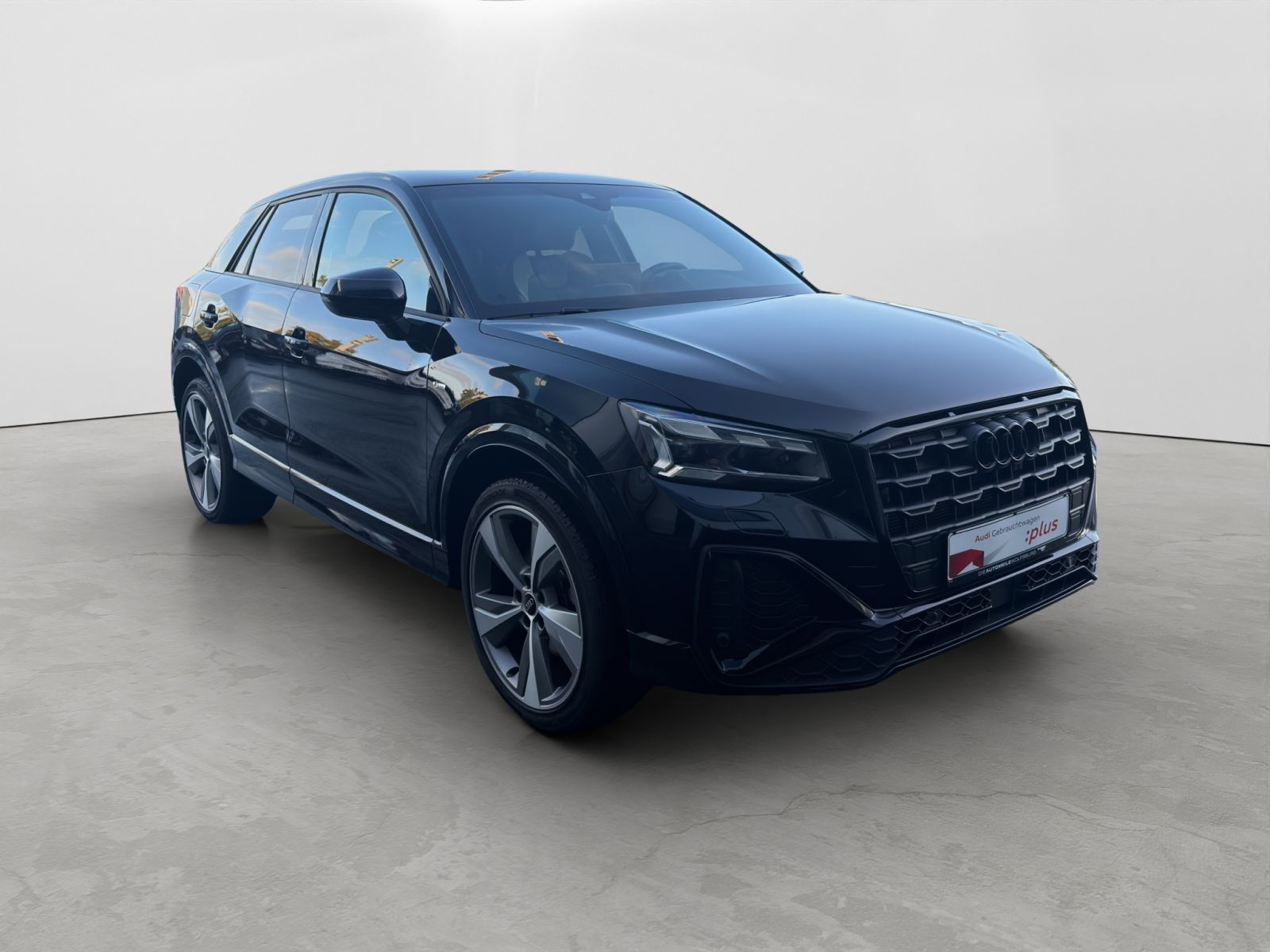 Audi - Q2_8