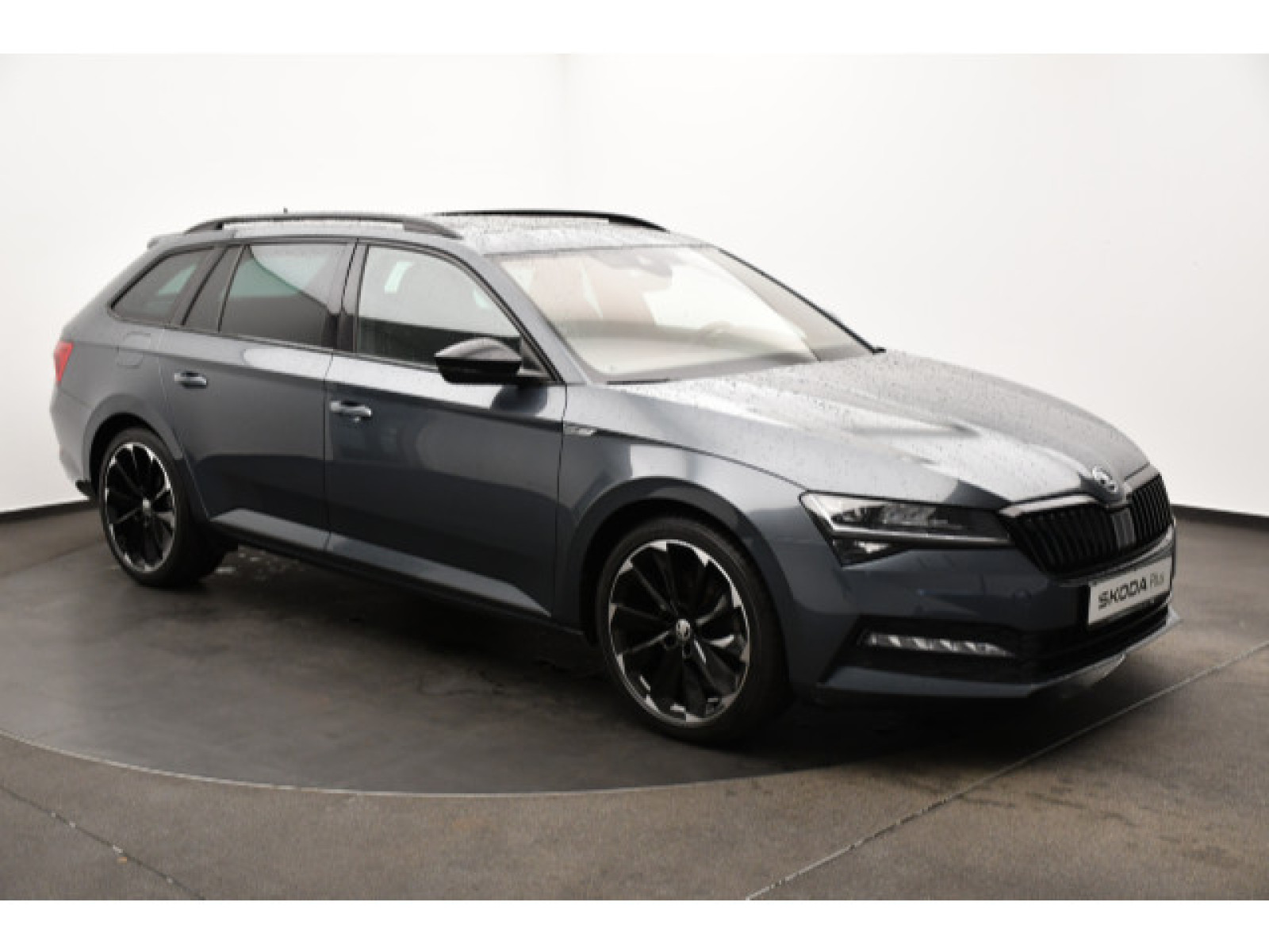 diagonal-frontansicht-aussen diagonal-frontansicht-aussen