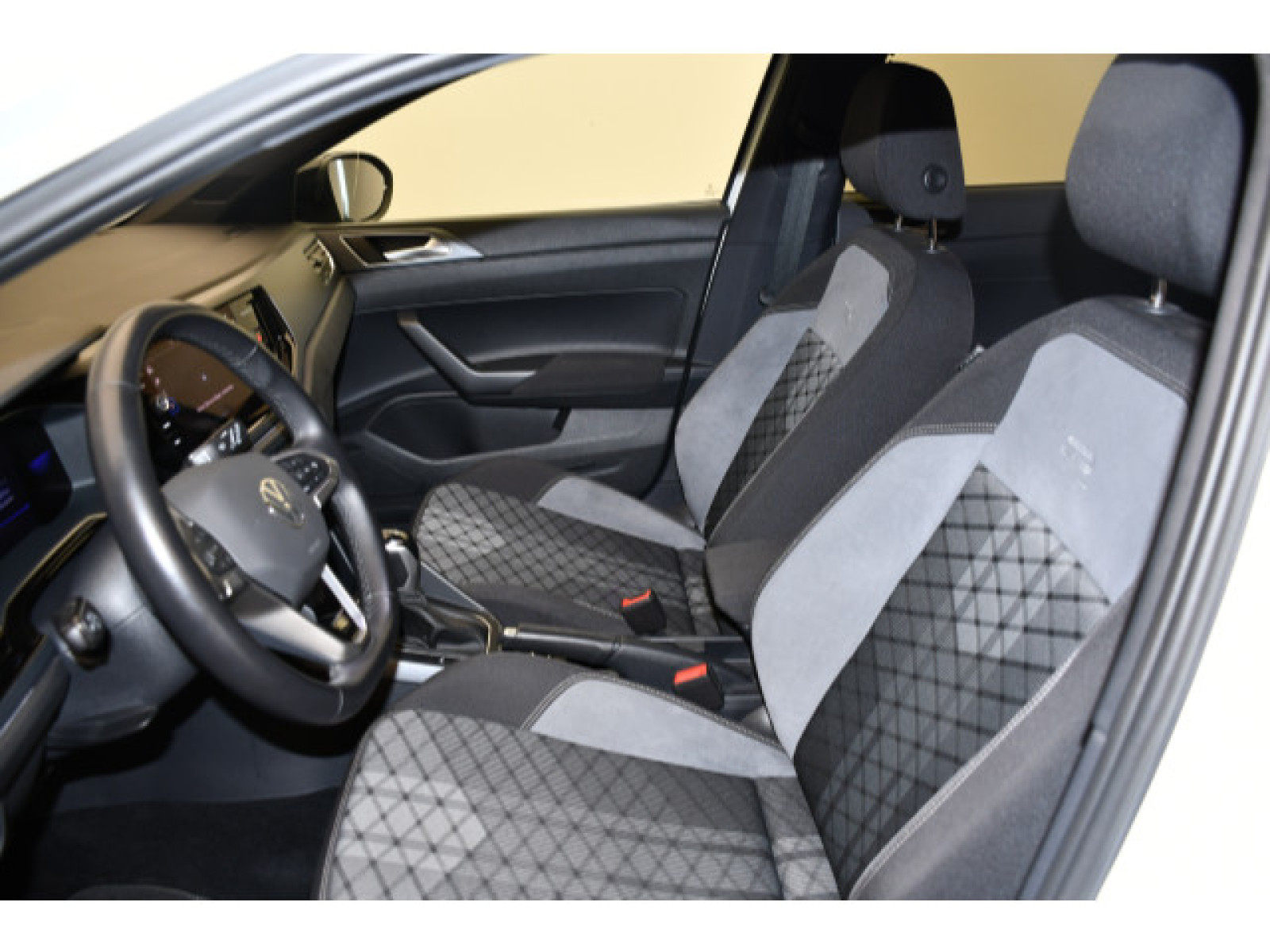 Volkswagen - Taigo_4
