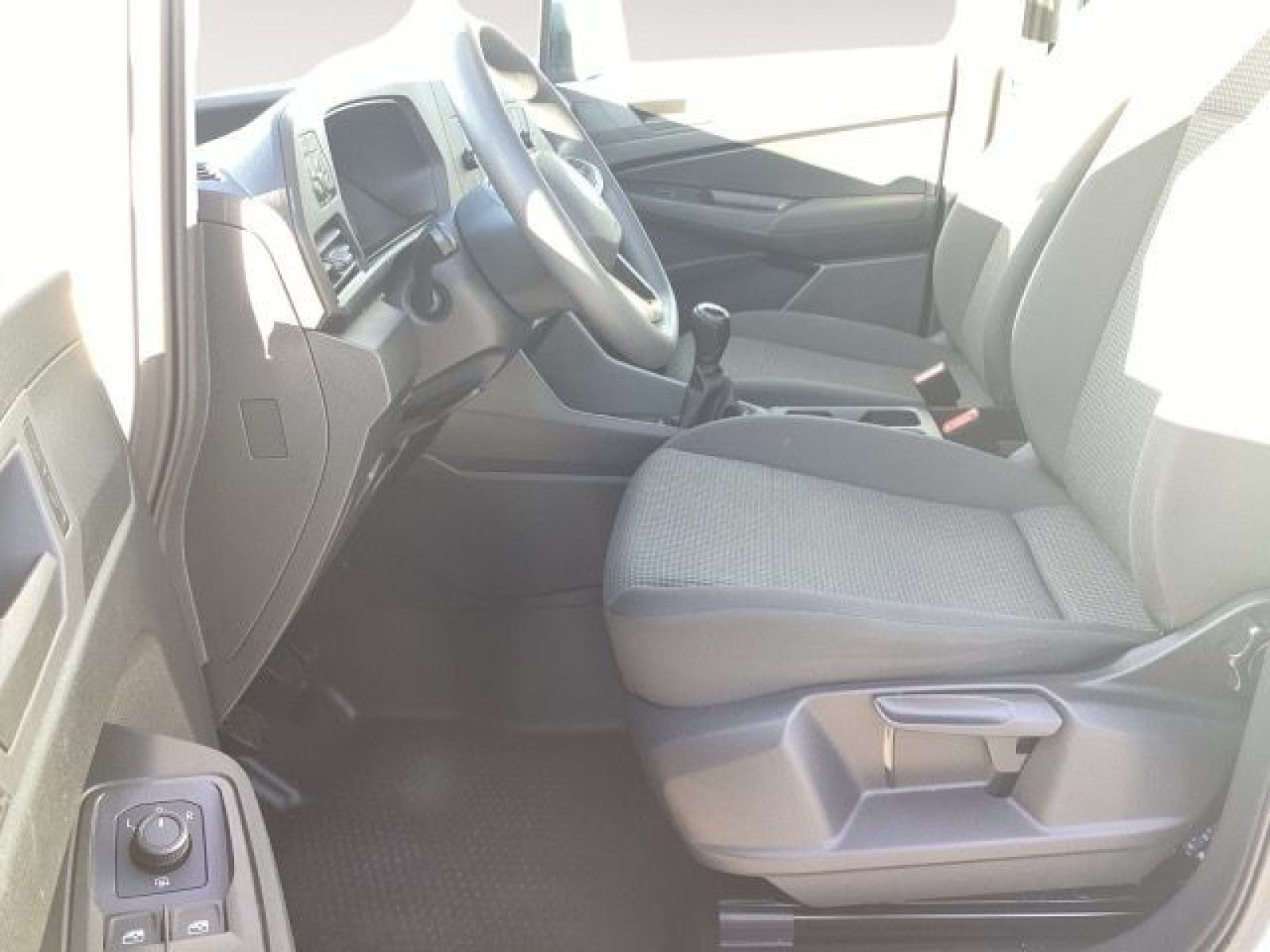 Volkswagen - Caddy Maxi_10
