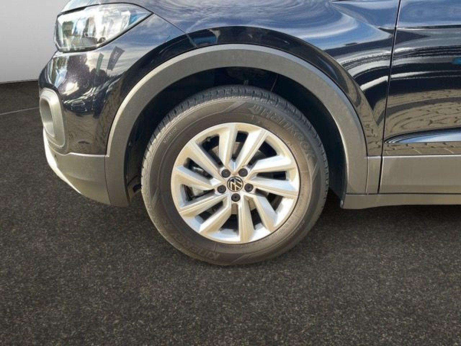 Volkswagen - T-Cross_12