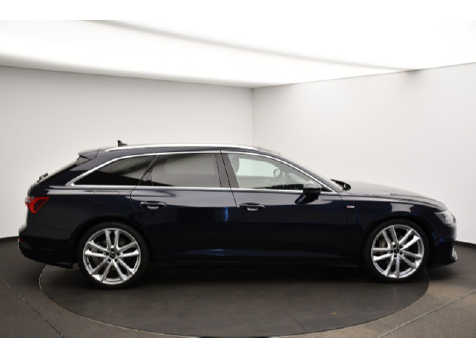 Audi - A6 Avant_16