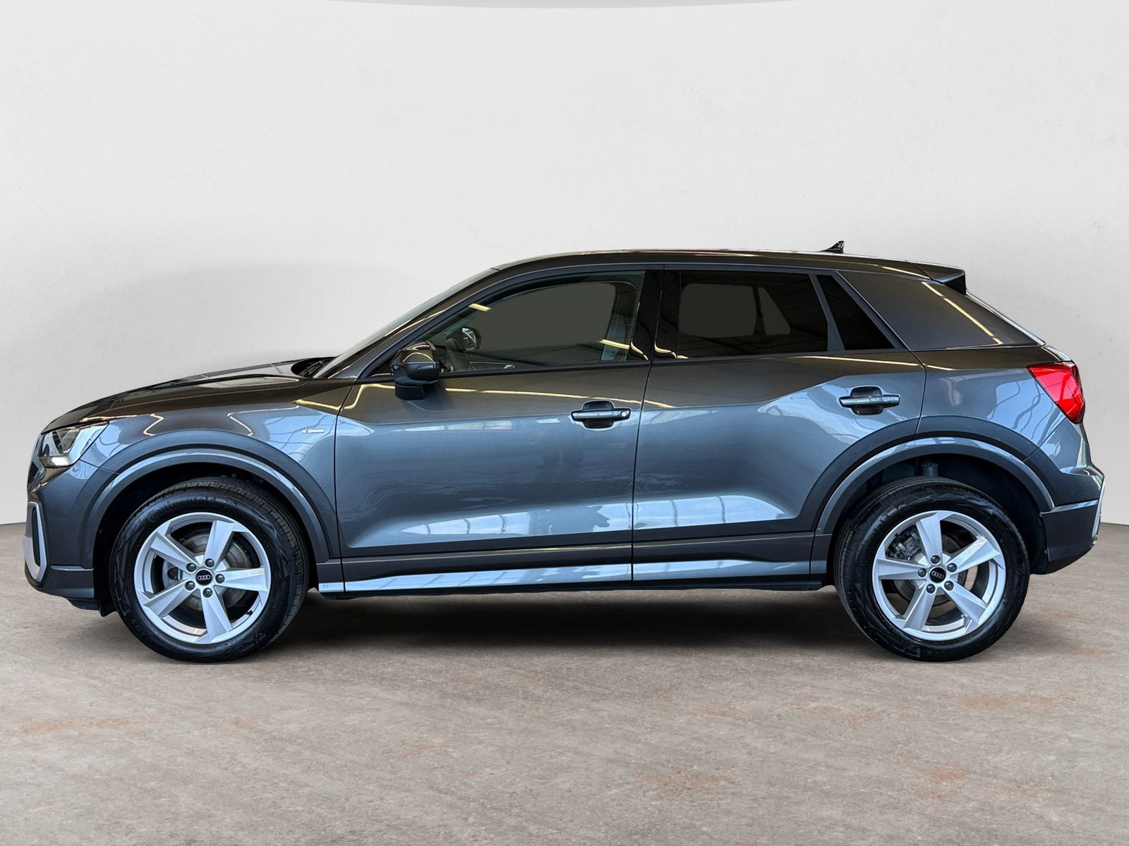 Audi - Q2_3