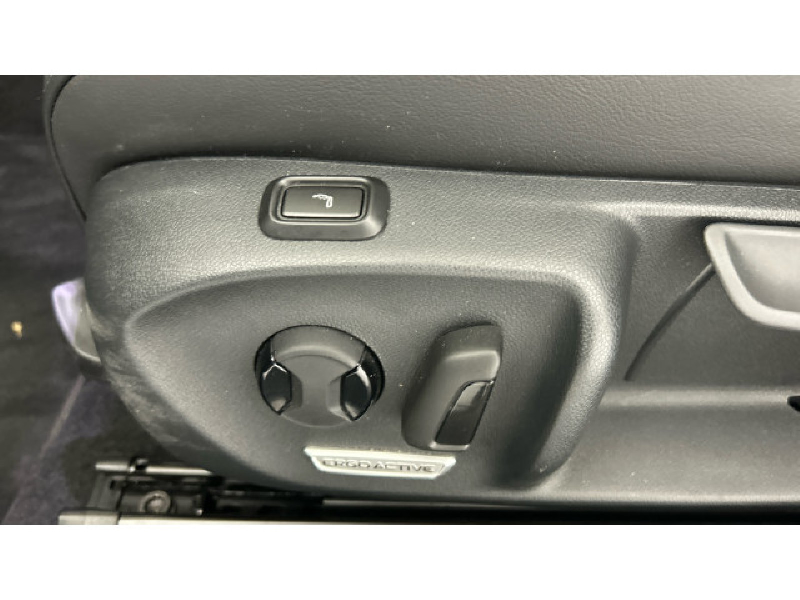 Volkswagen - Passat Variant_10