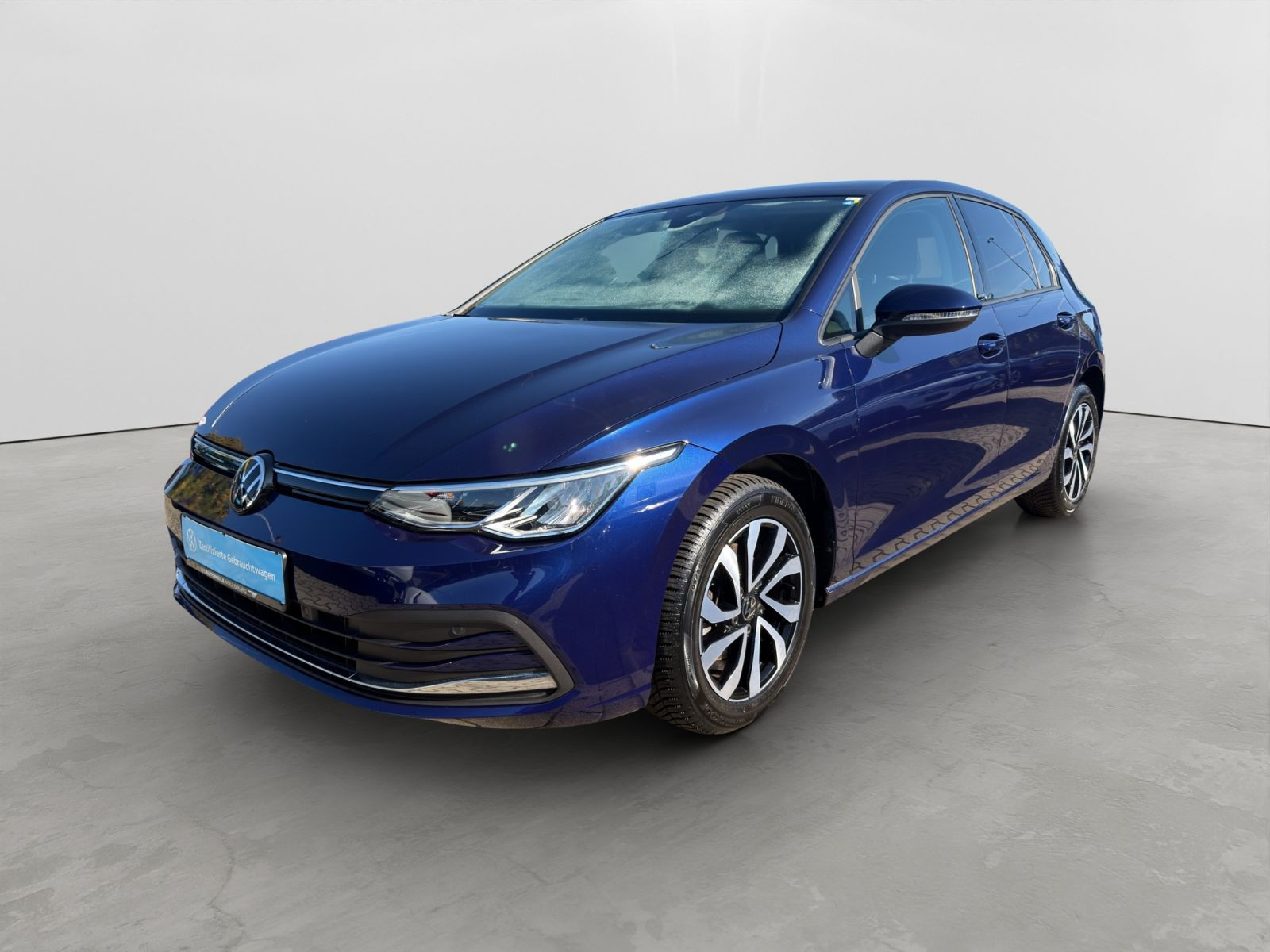 Volkswagen - Golf_1
