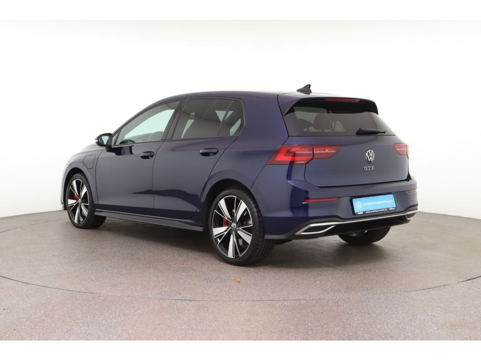 Volkswagen - Golf_4