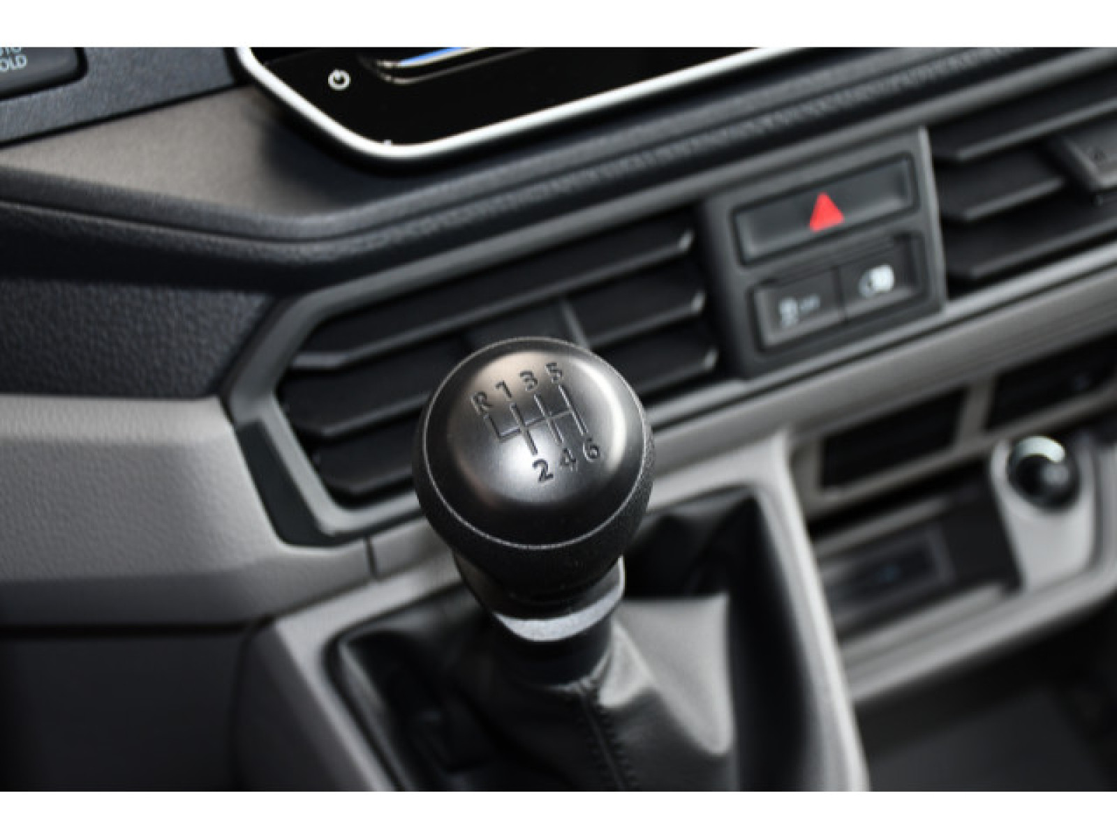 Volkswagen - Crafter_7