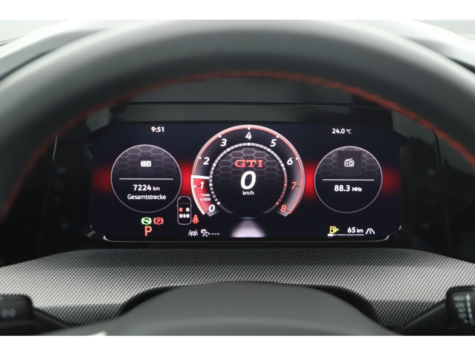 Volkswagen - Golf GTI_9