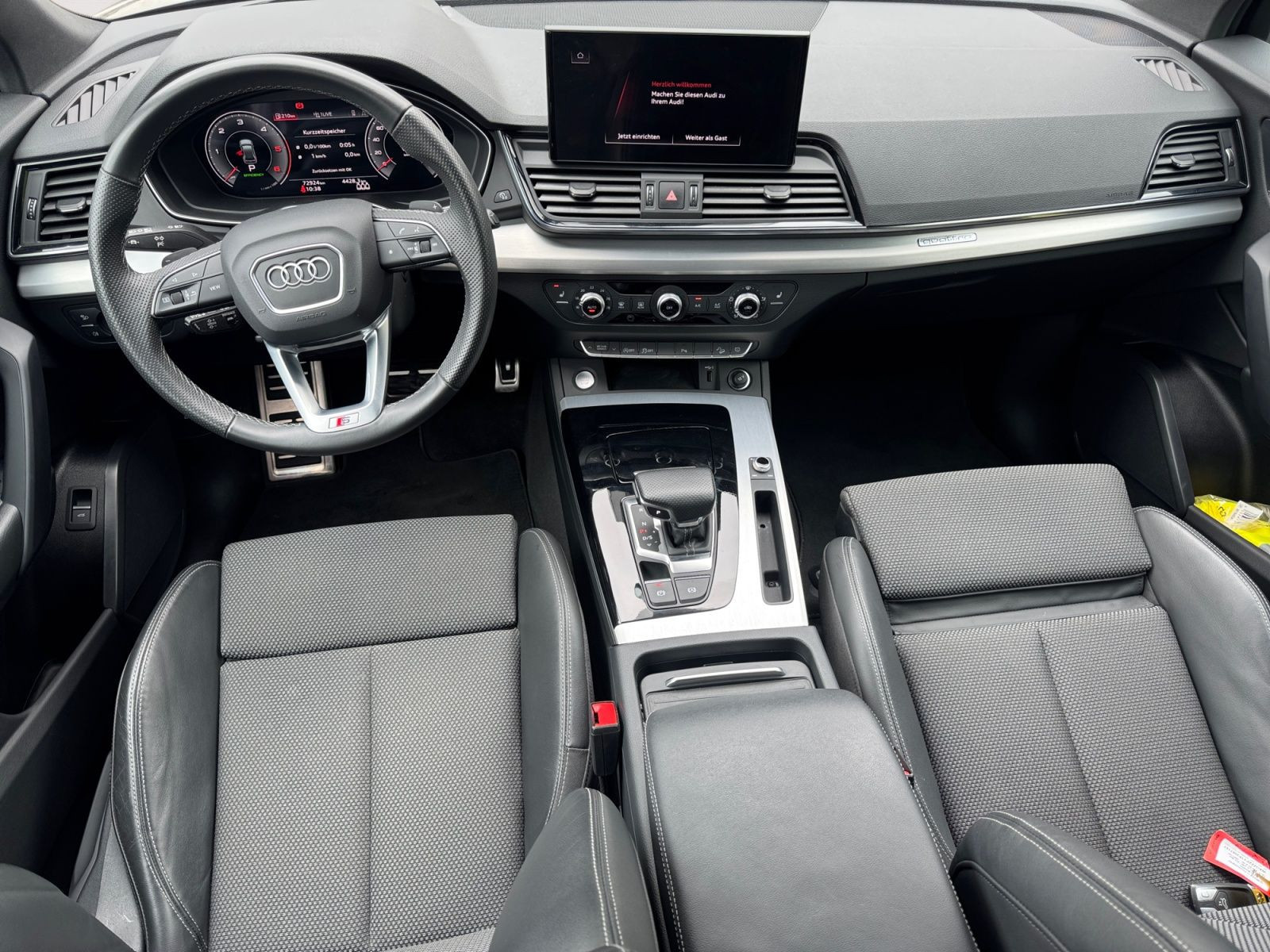 Audi - Q5_11