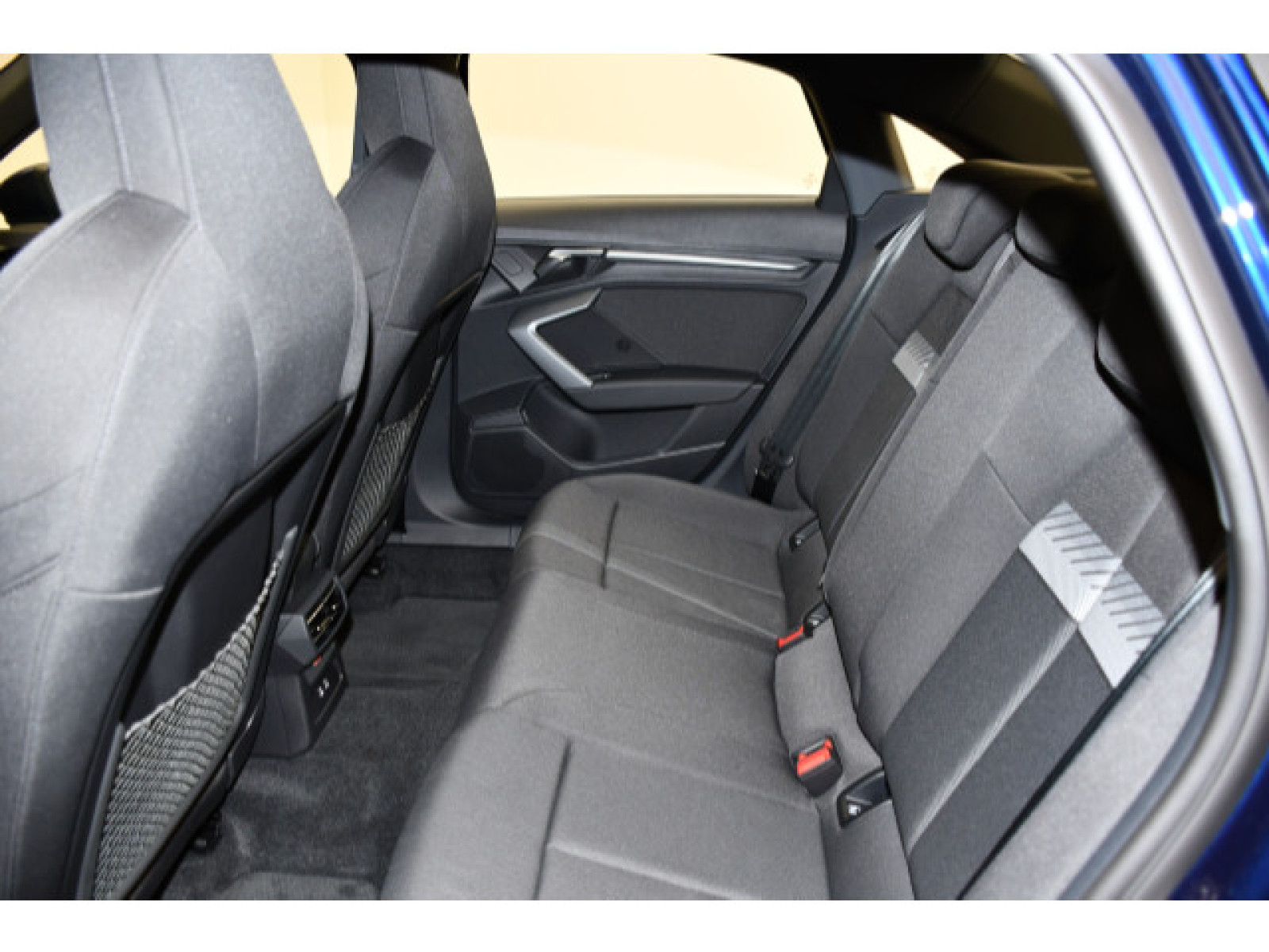 Audi - A3 Limousine_11