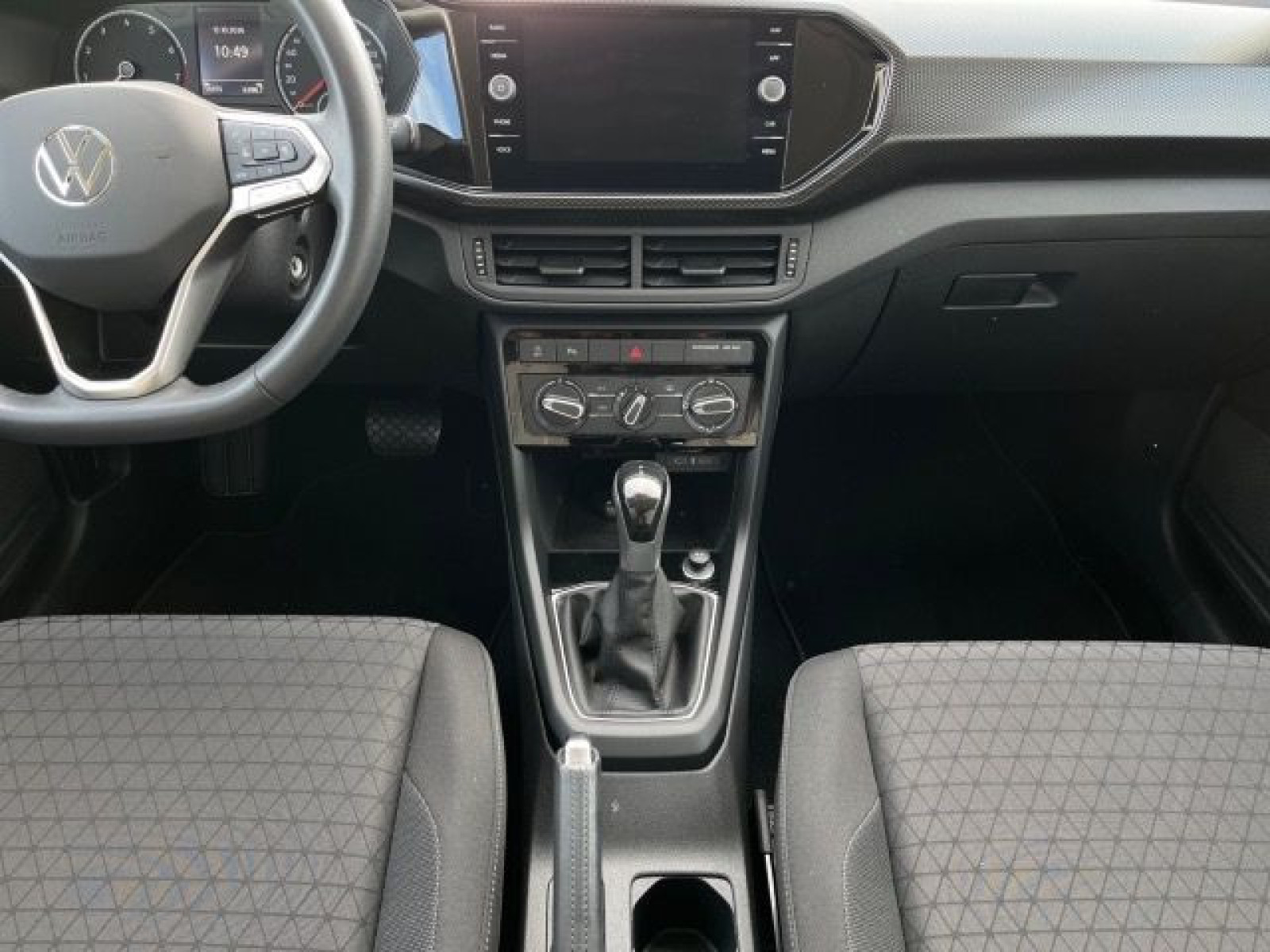 Volkswagen - T-Cross_9