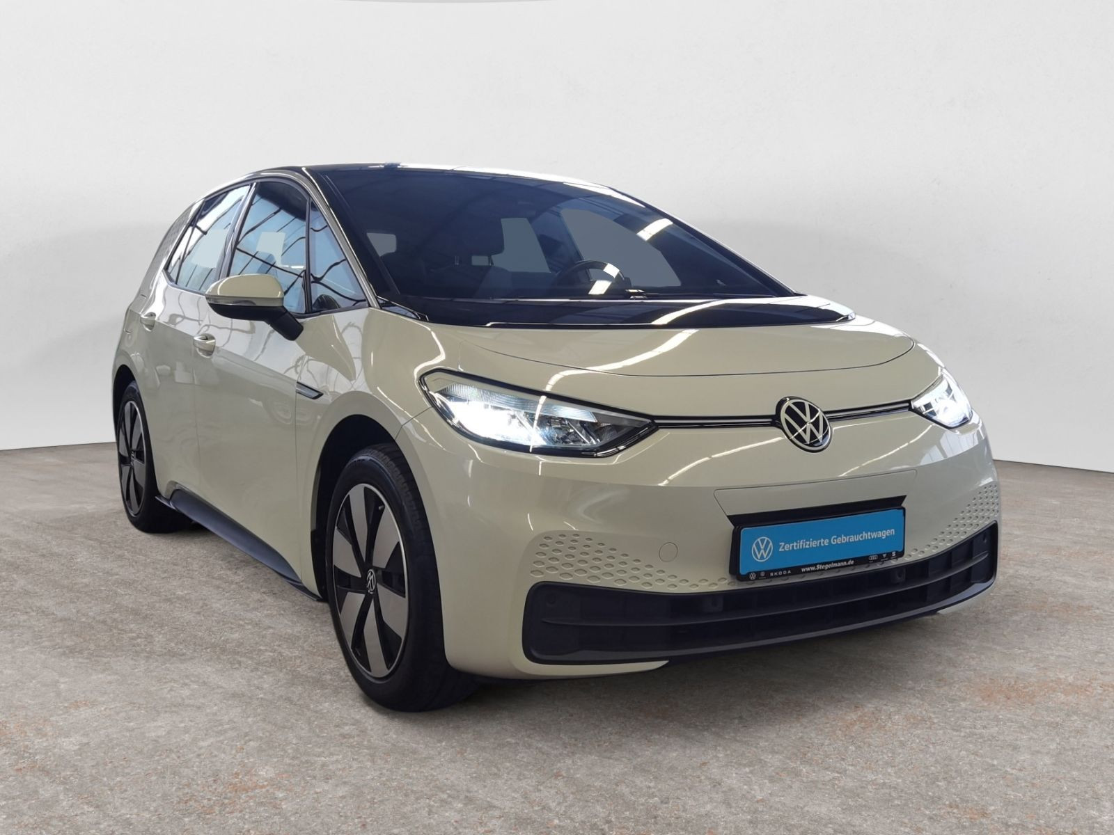 diagonal-frontansicht-aussen