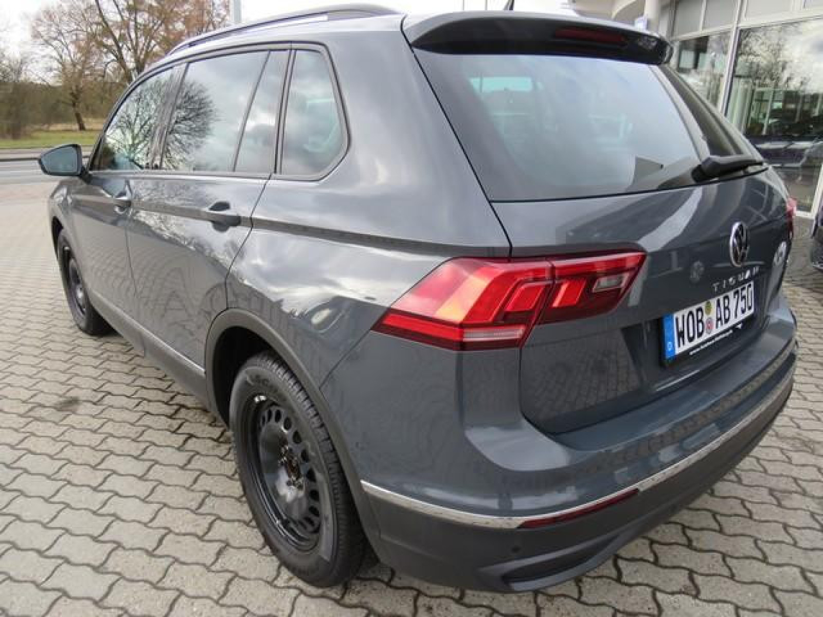Volkswagen - Tiguan_8