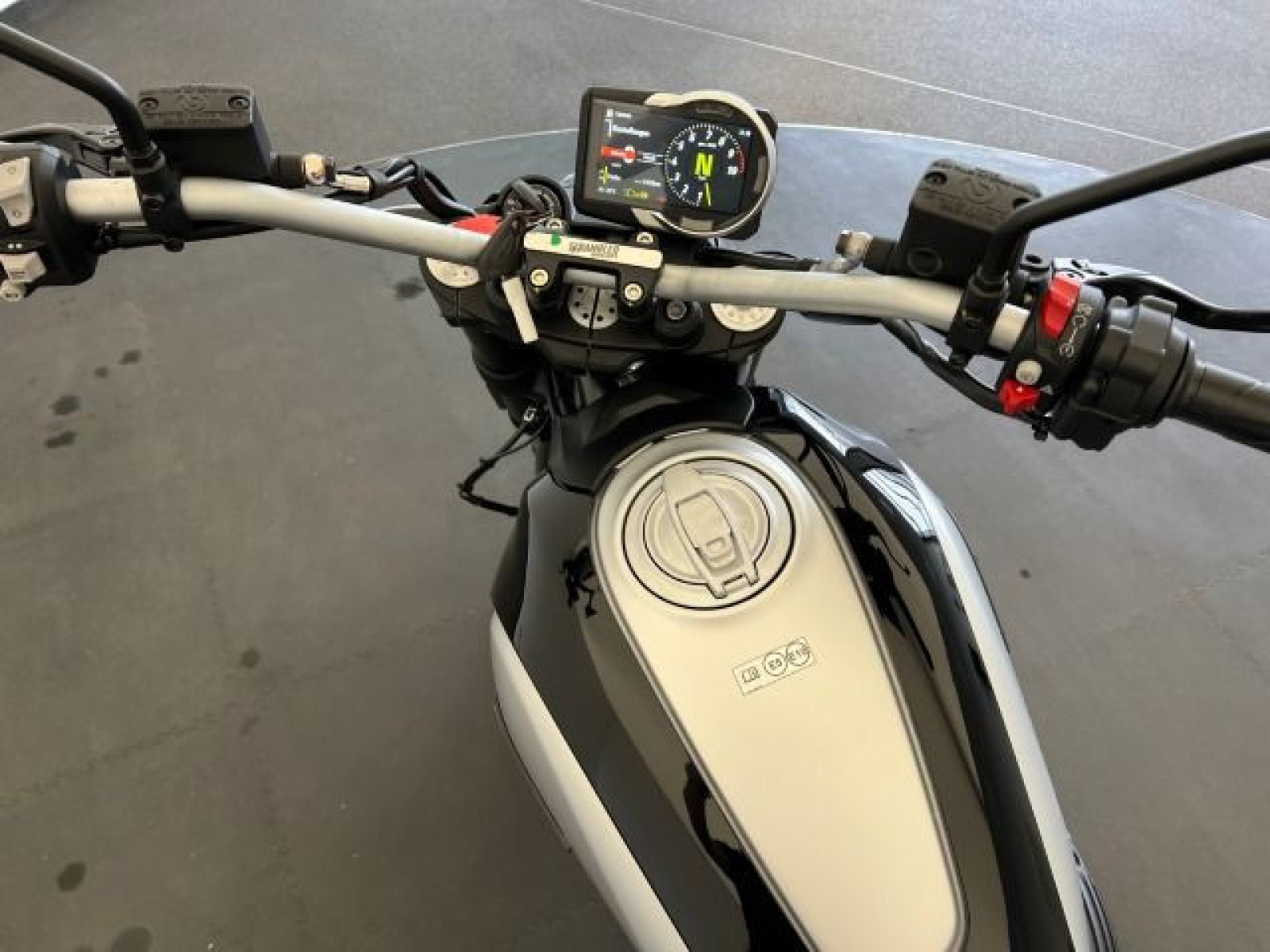 Ducati - Scrambler_7