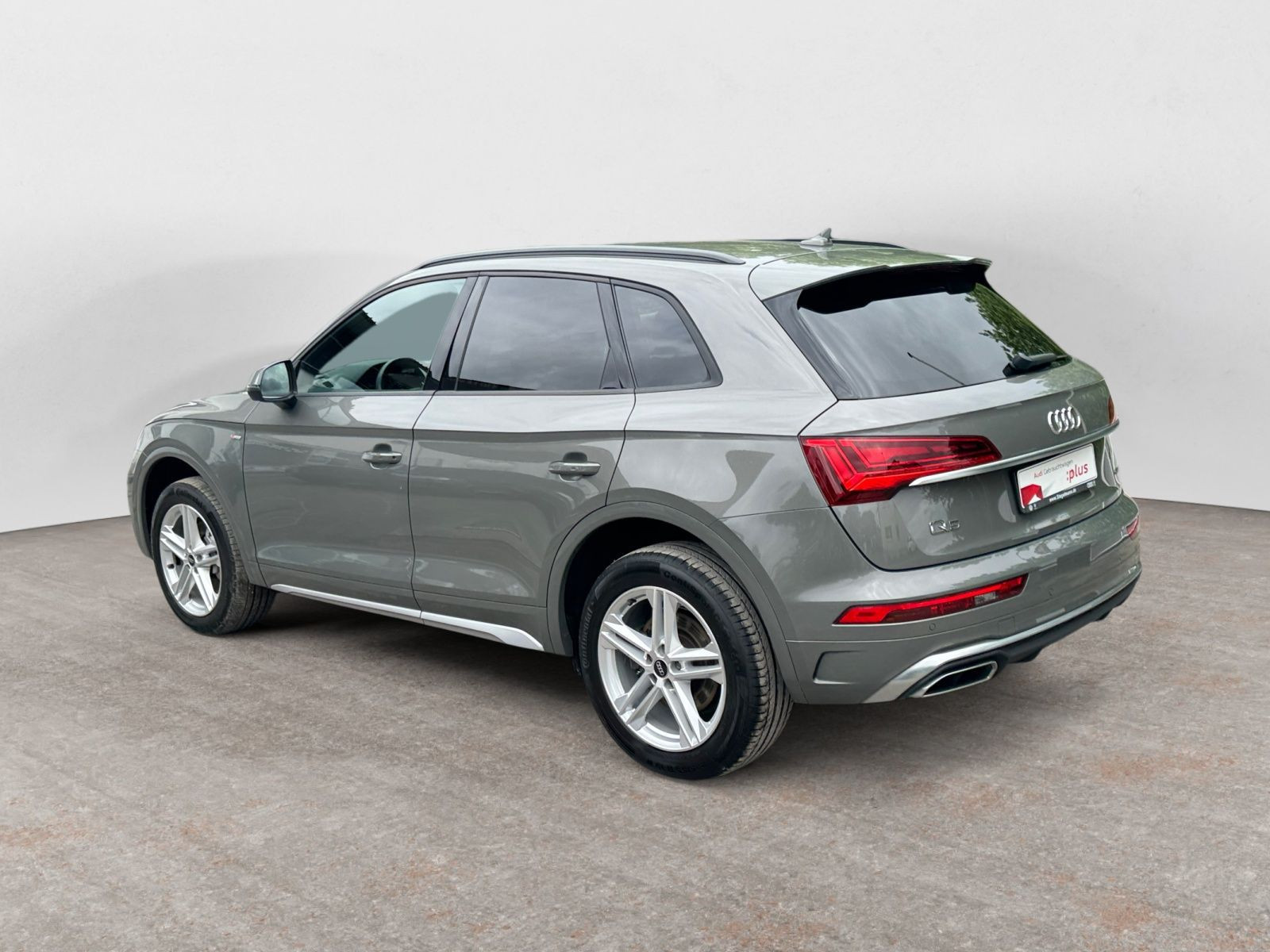 Audi - Q5_4