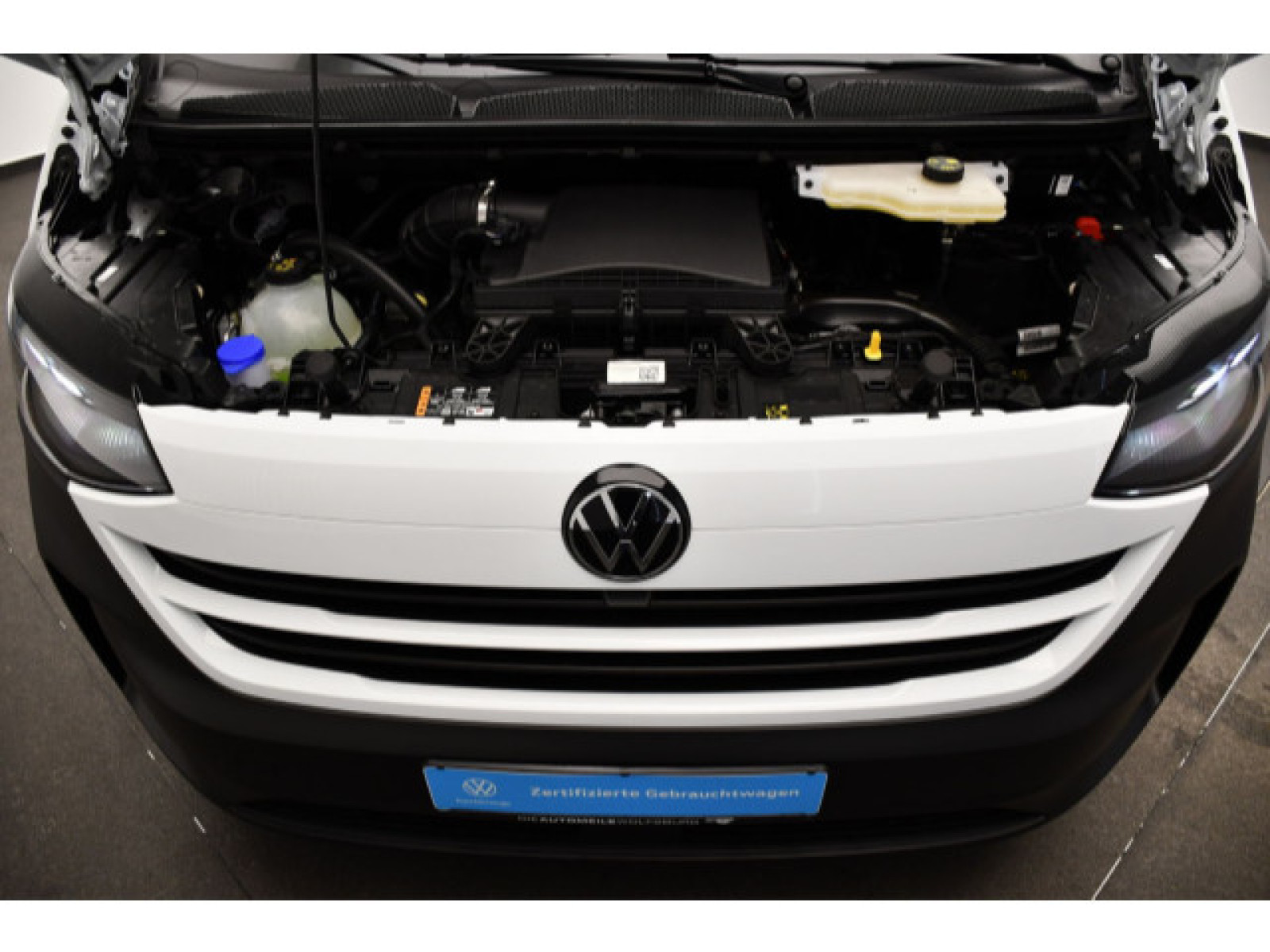 Volkswagen - New Transporter_12