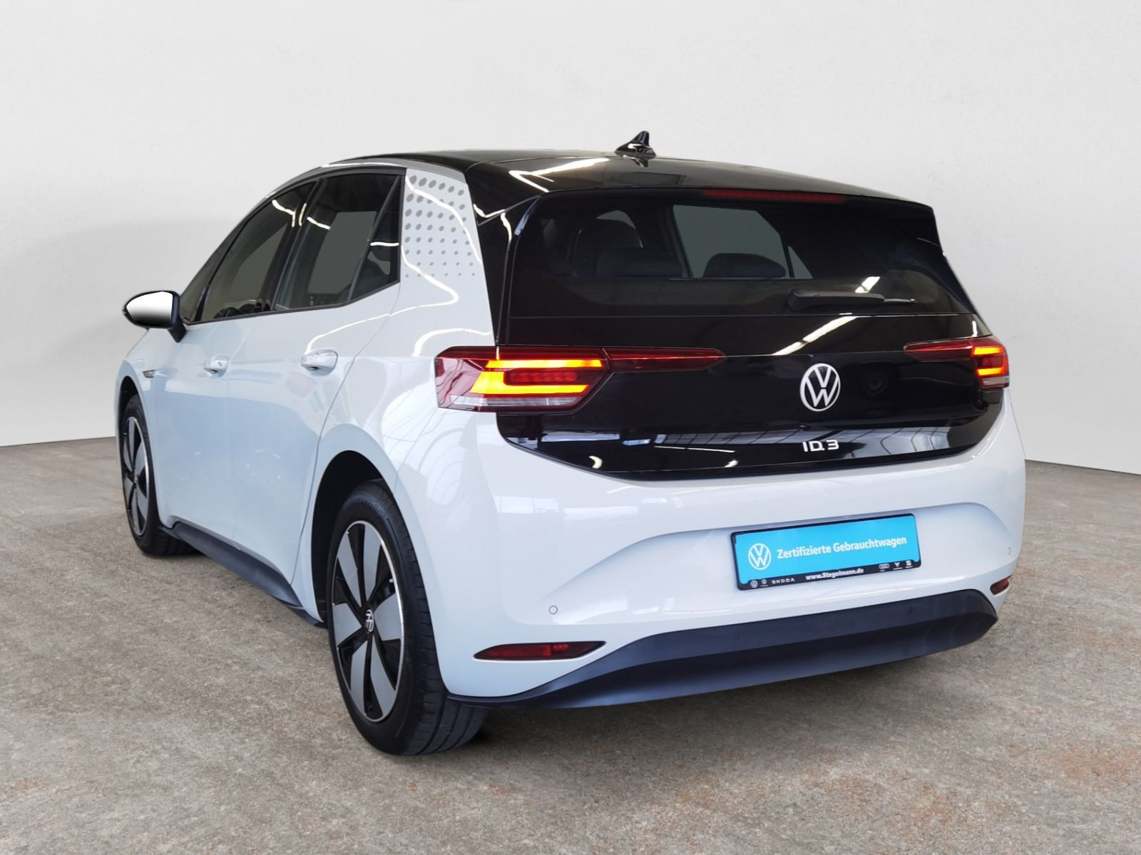 diagonalansicht-hinten-aussen