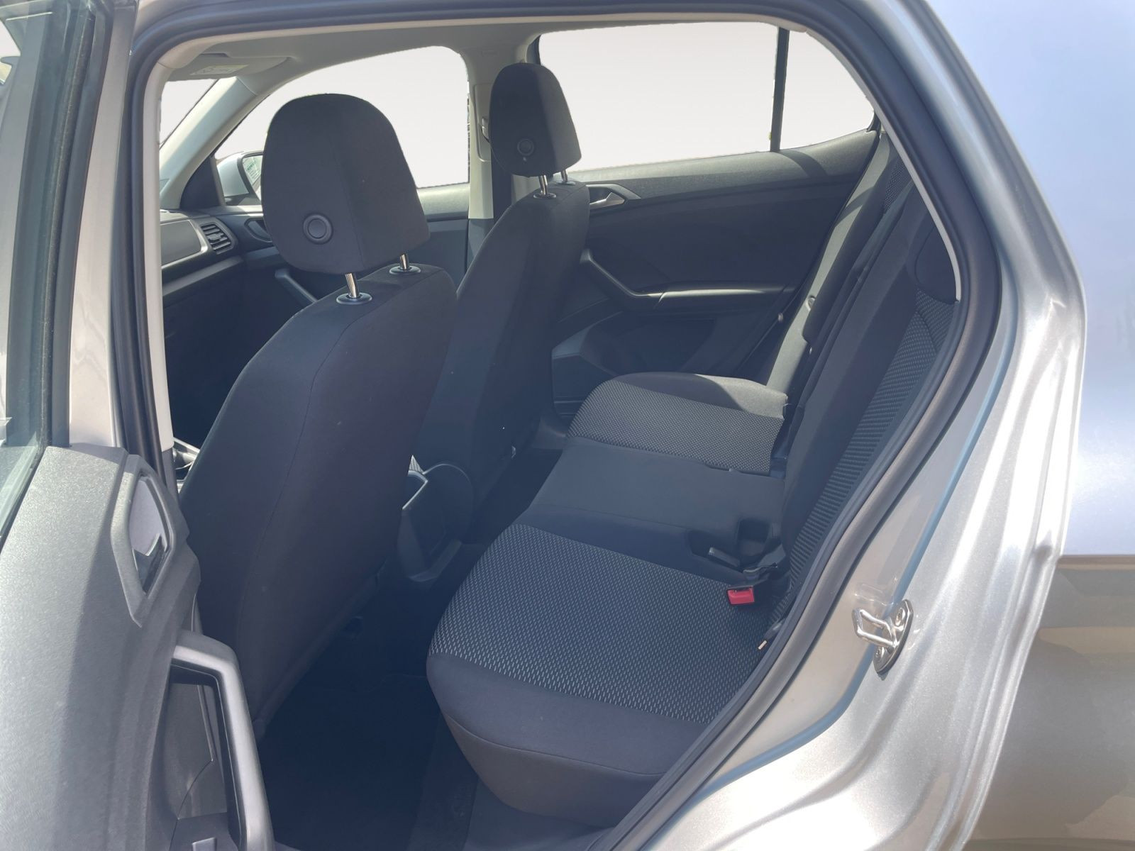 Volkswagen - T-Cross_14