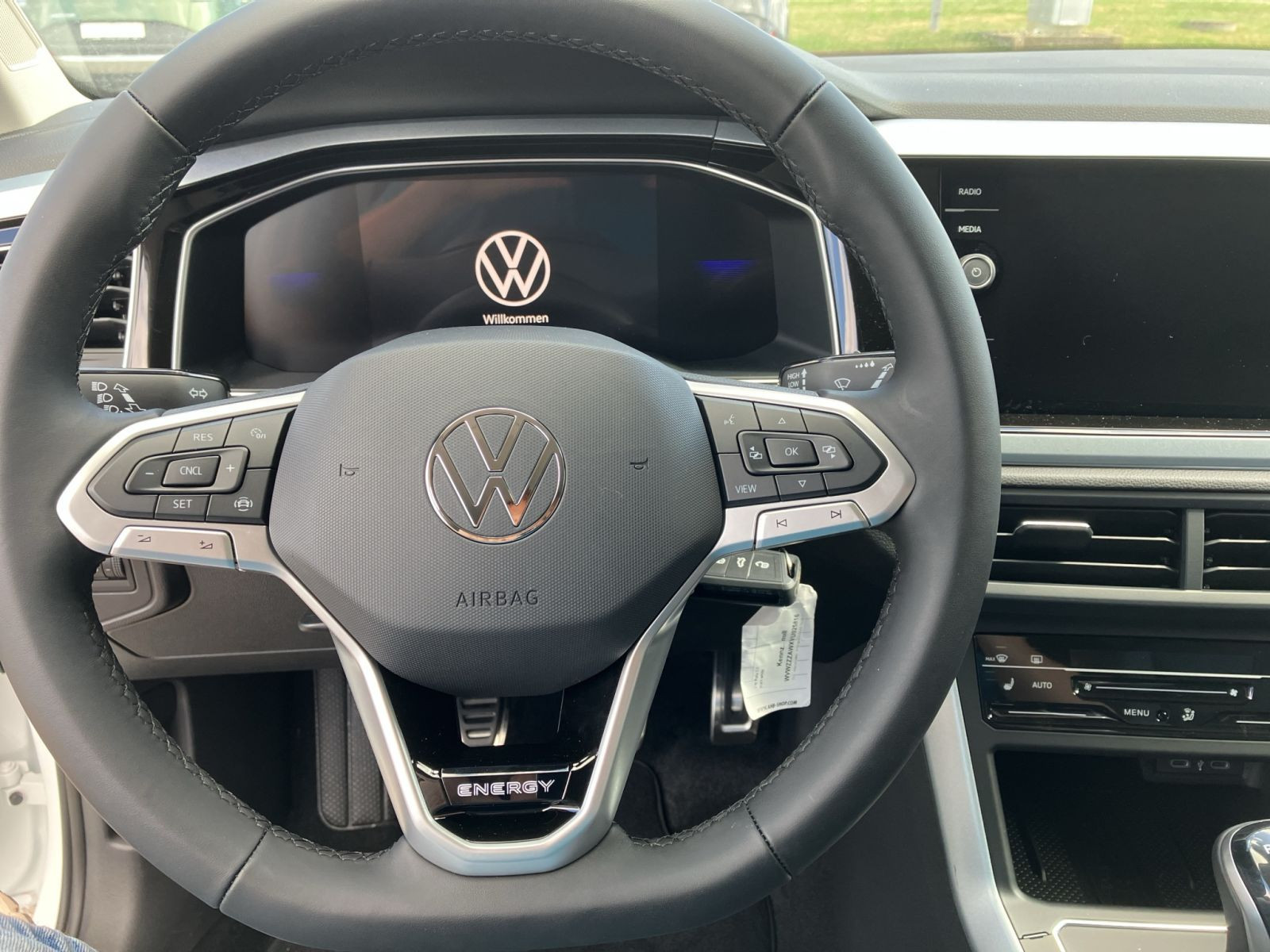 Volkswagen - Polo_11