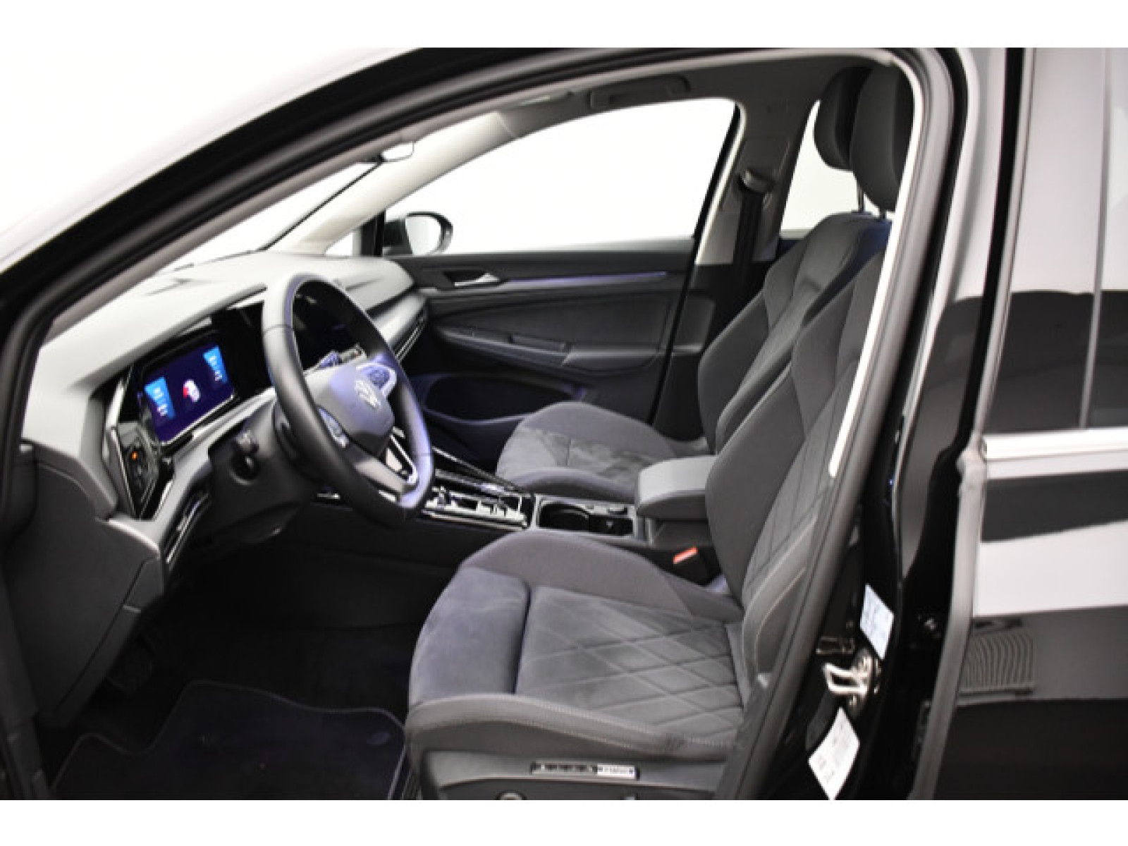 Volkswagen - Golf_3