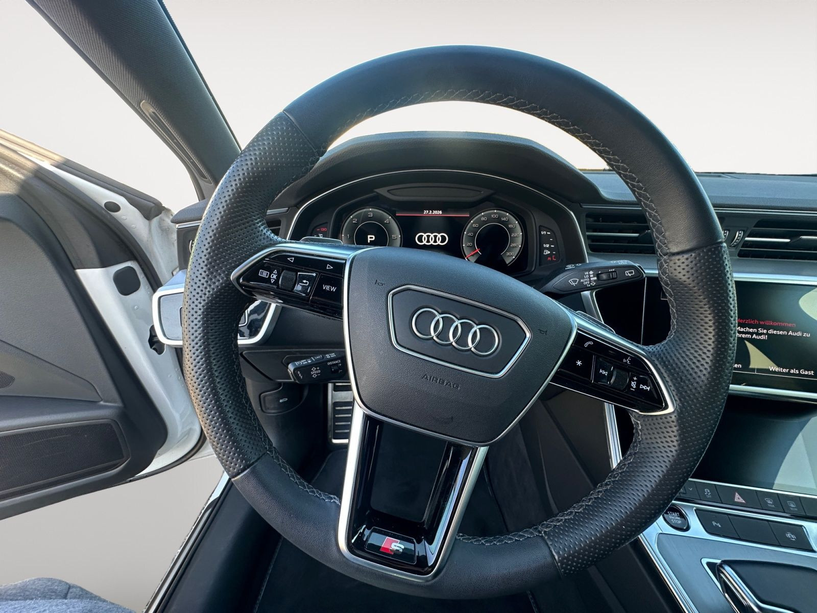Audi - A6 Avant_13