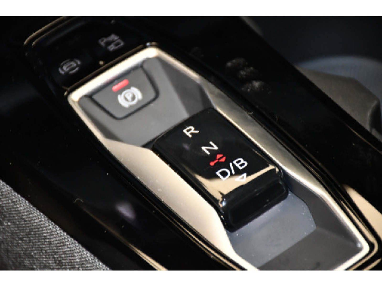 Audi - Q6 Sportback e-tron_7