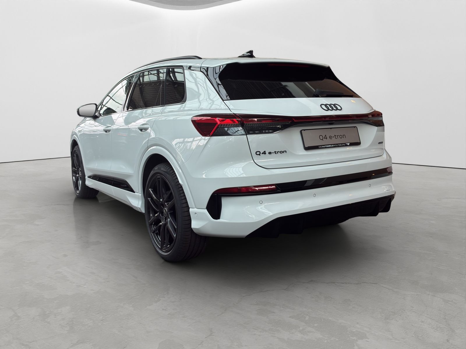 Audi - Q4 e-tron_3