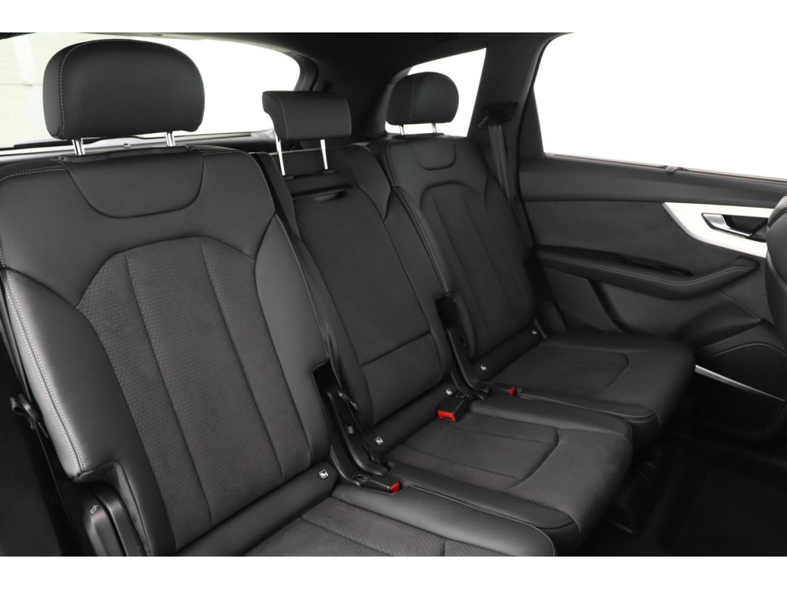 Audi - SQ7_7