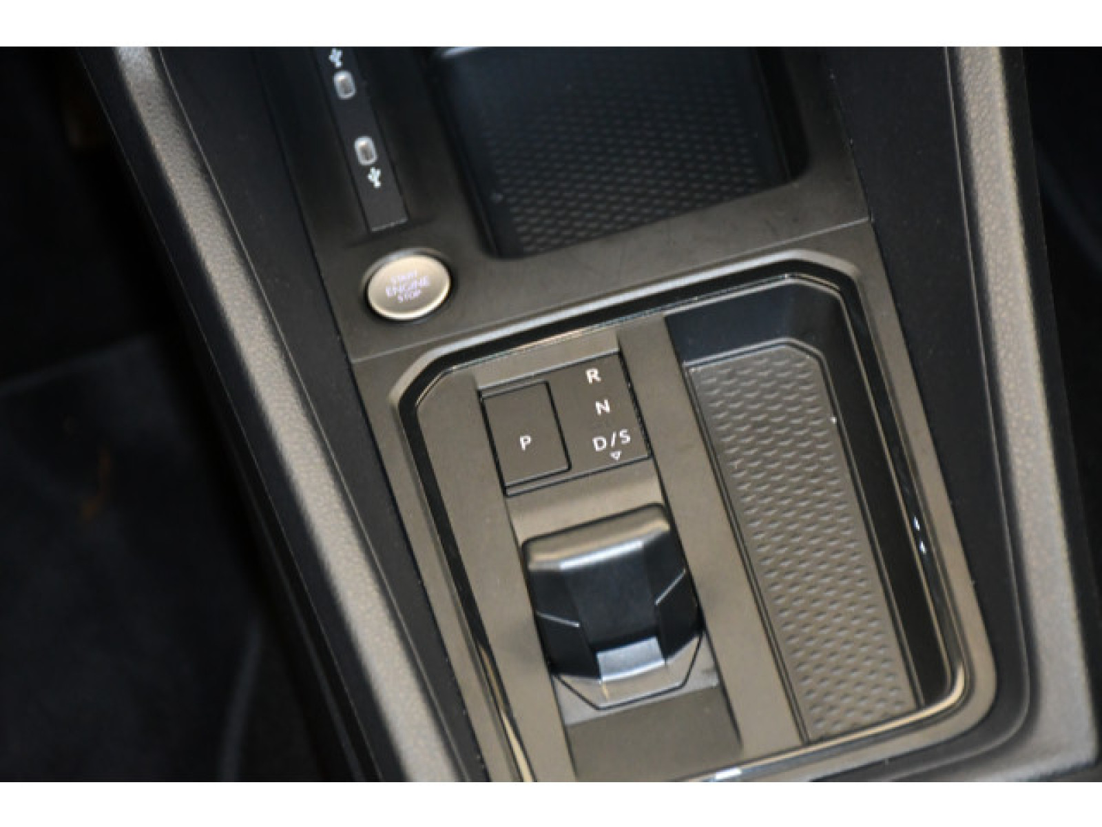 Volkswagen - Caddy Maxi_7
