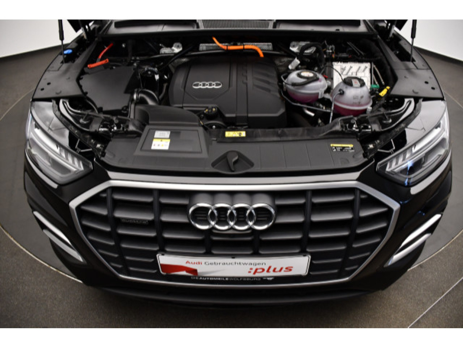 Audi - Q5_15