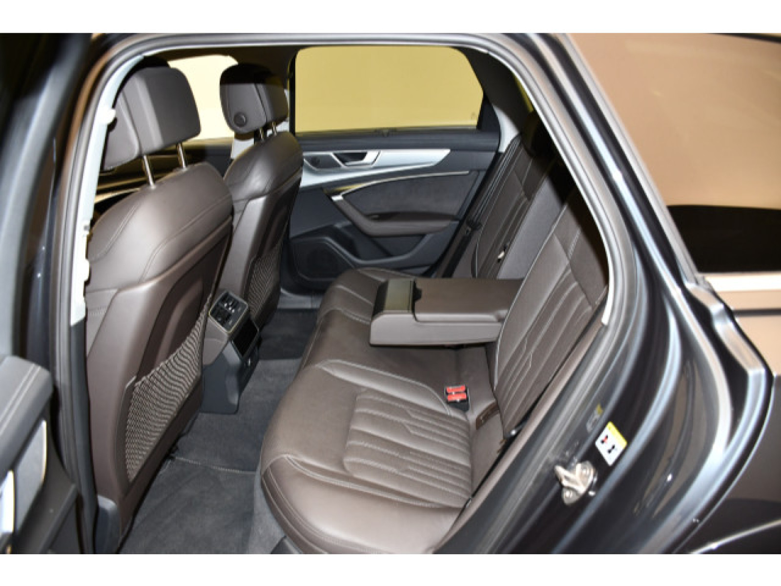 Audi - A6 allroad quattro_9