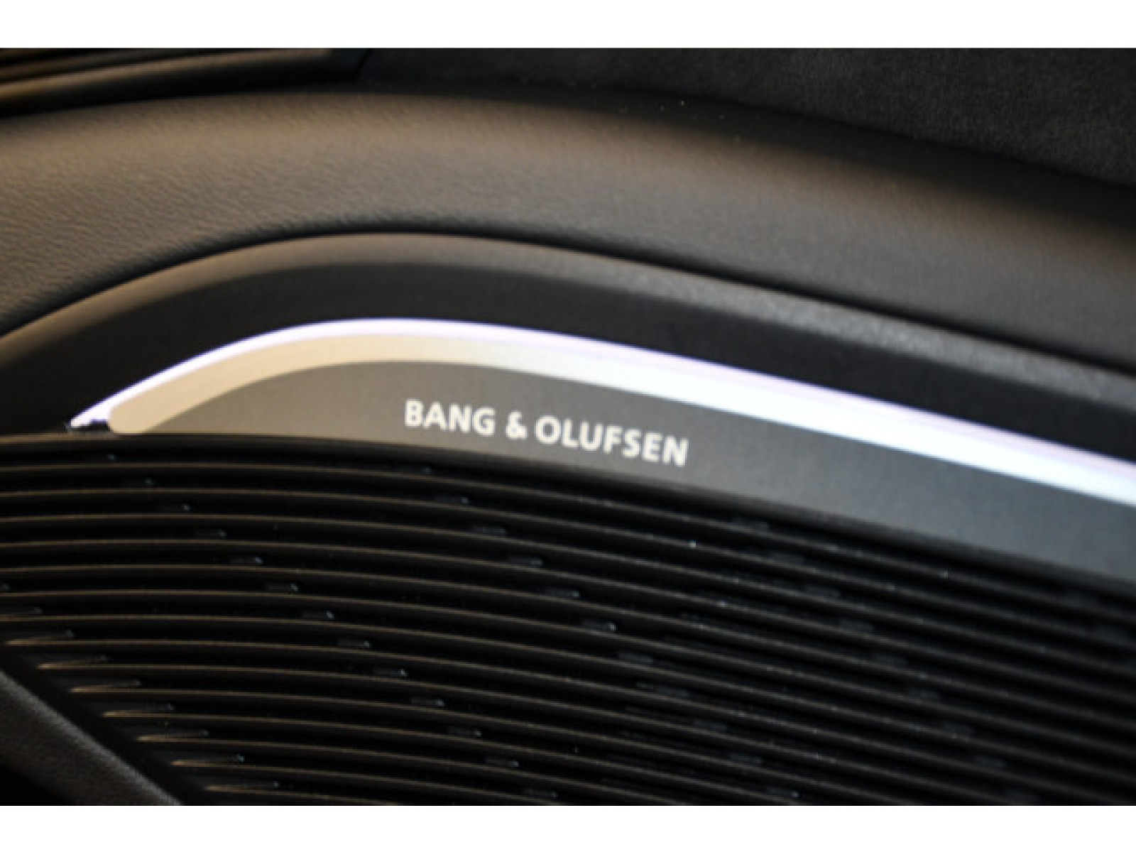 Audi - TT RS Coupé_10