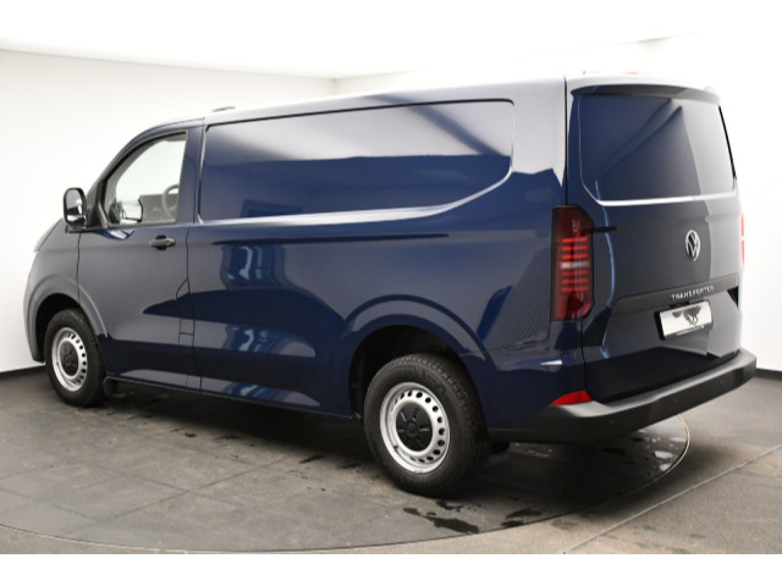 Volkswagen - New Transporter_18
