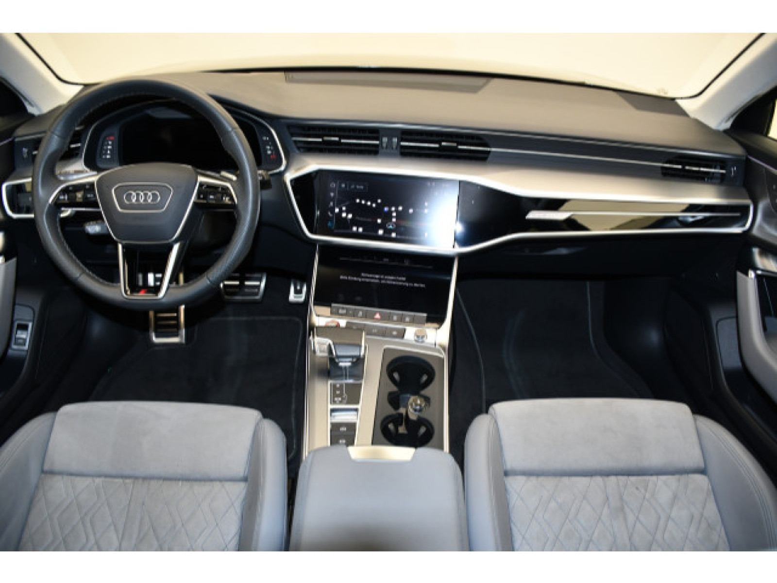 Audi - S6 Avant_4