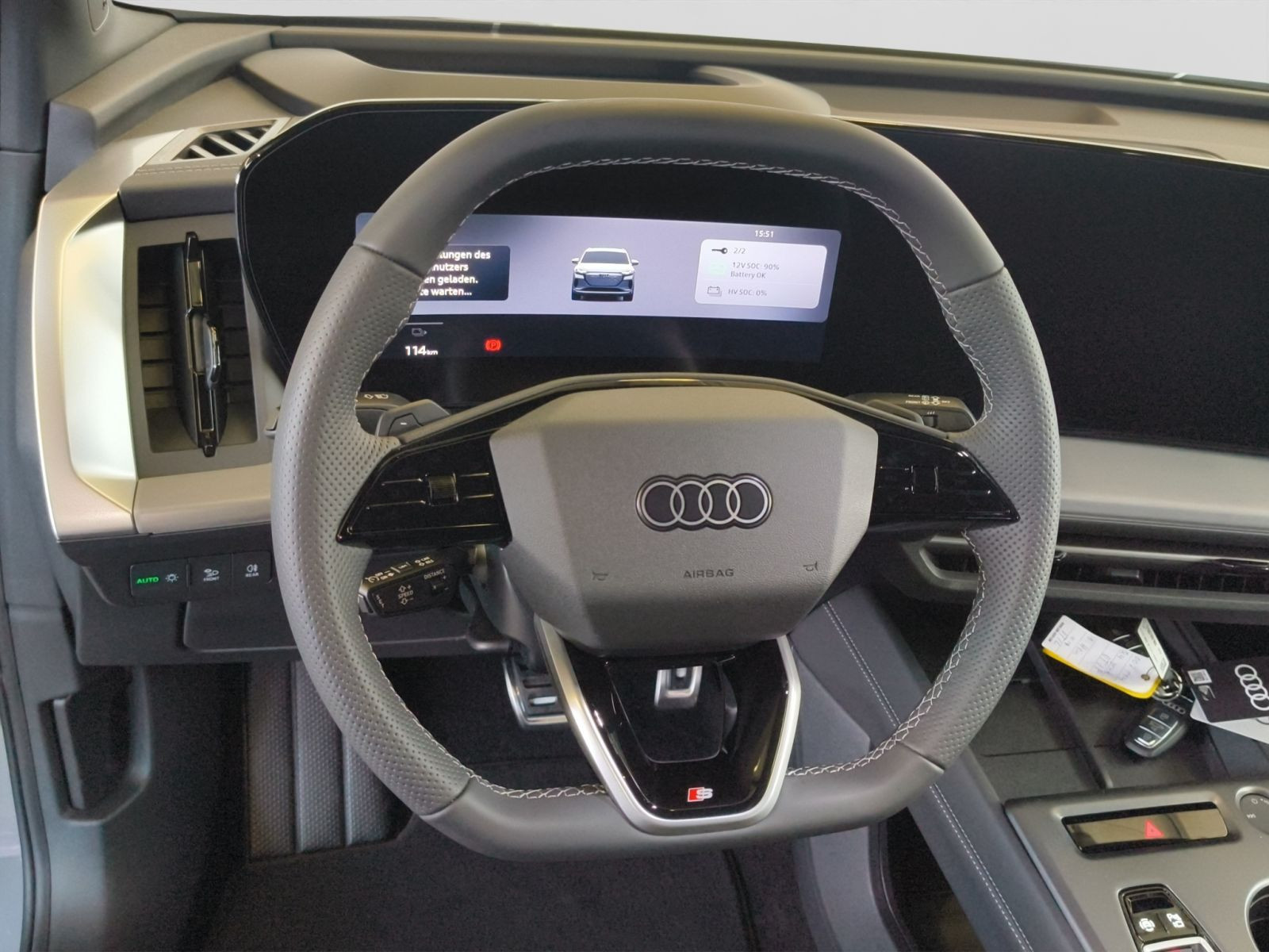 Audi - Q4 e-tron_11