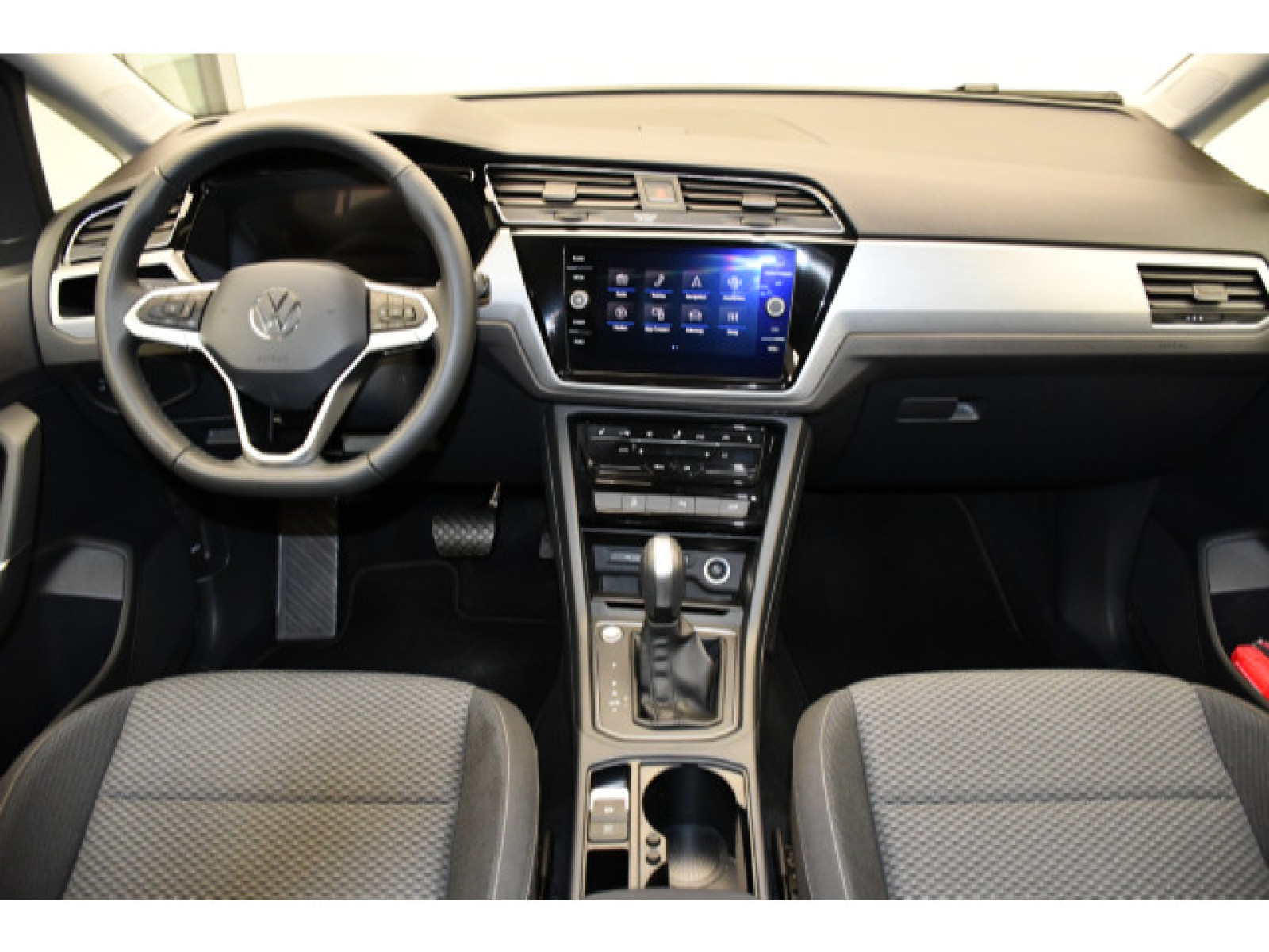 Volkswagen - Touran_4