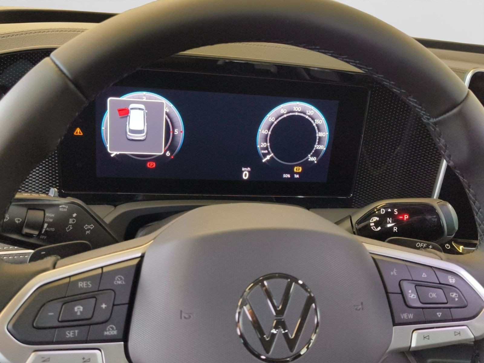 Volkswagen - Passat_12