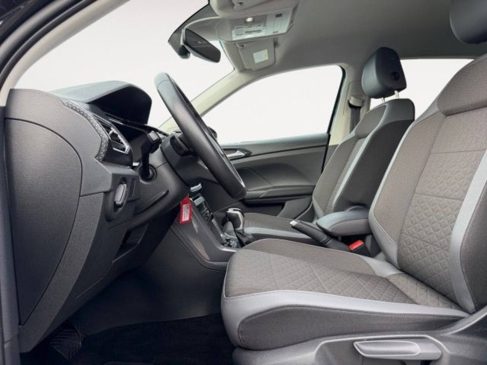 Volkswagen - T-Cross_9