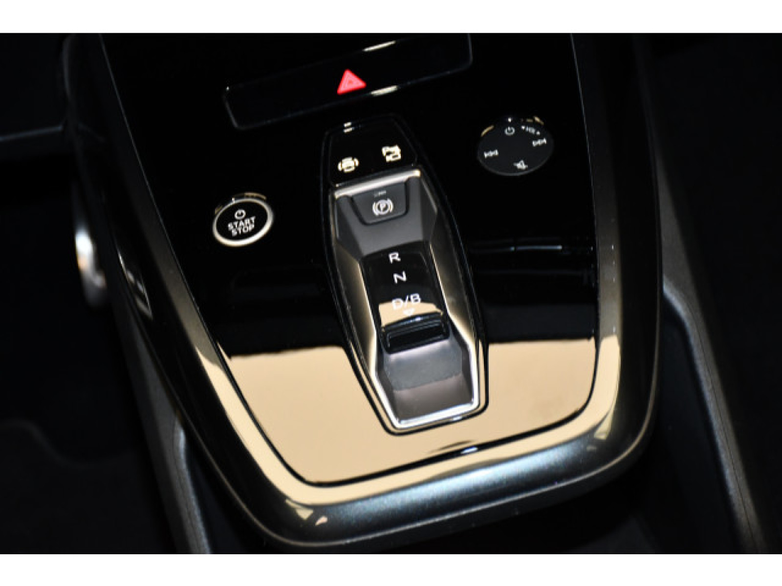Audi - Q4 e-tron_6