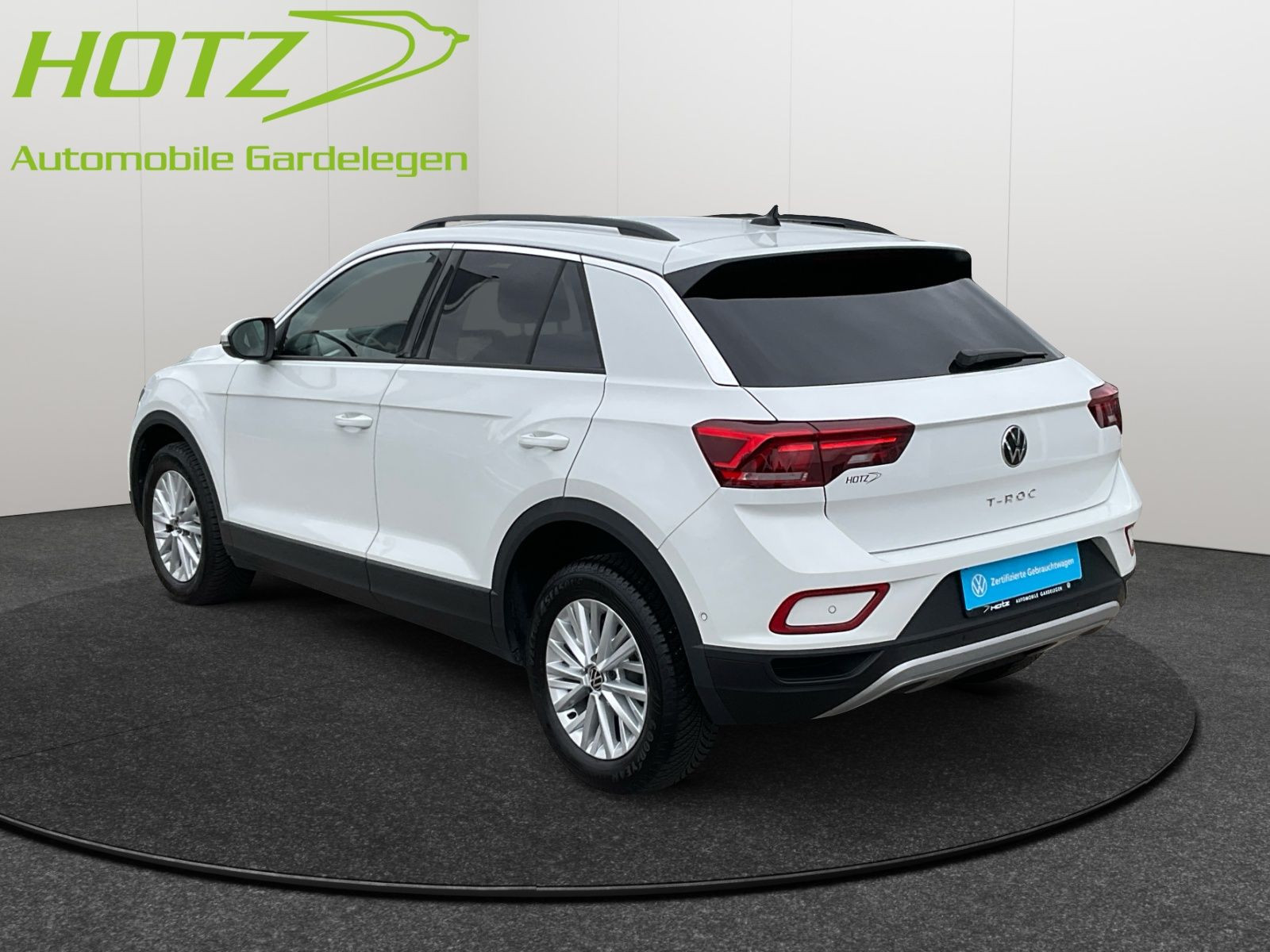Volkswagen - T-Roc_3