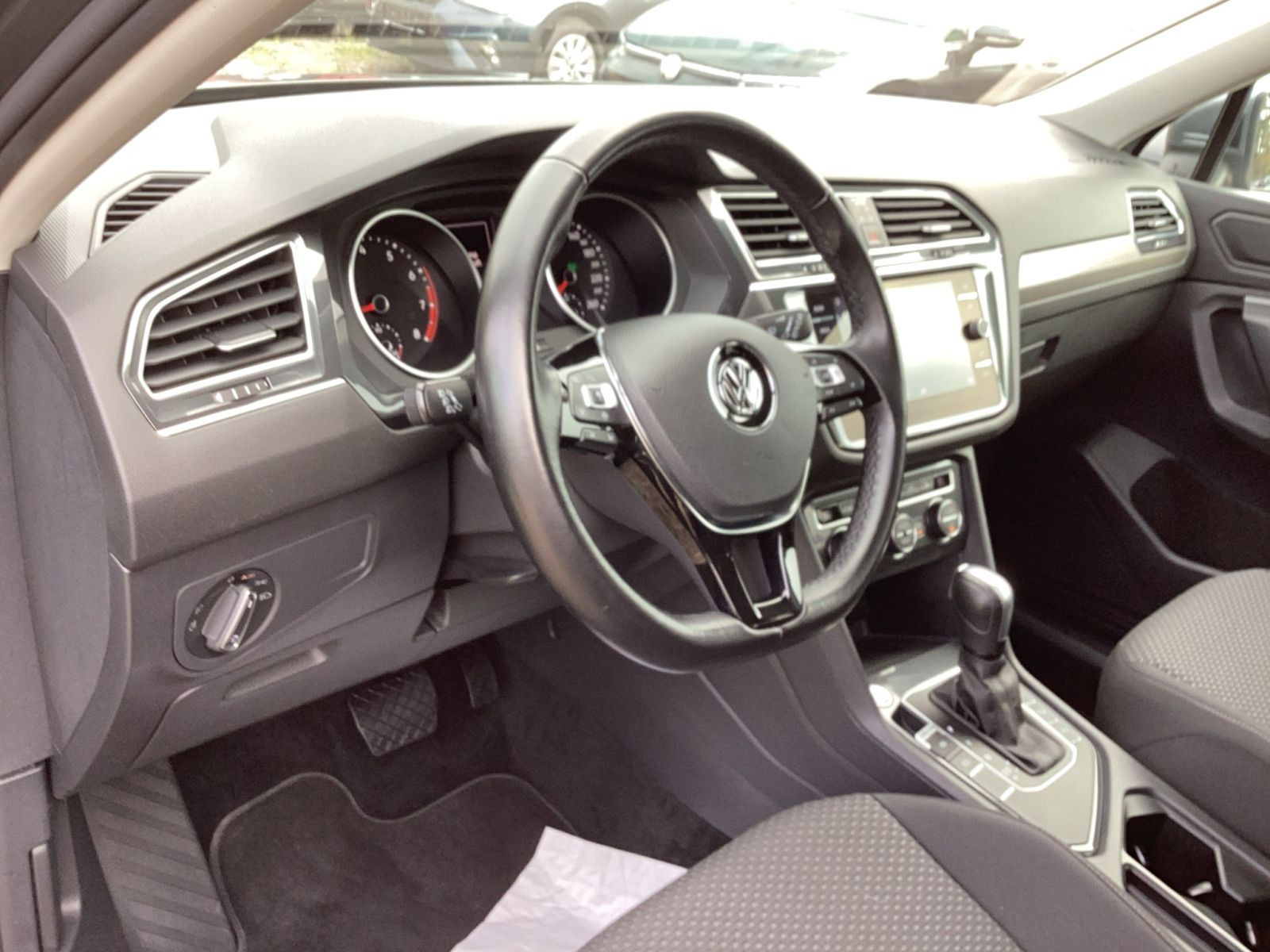 Volkswagen - Tiguan Allspace_8