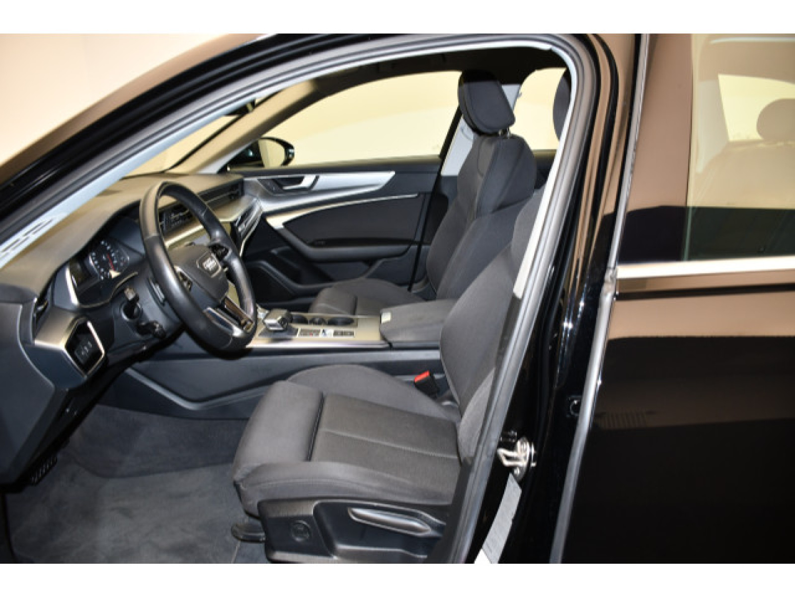 Audi - A6 Avant_3