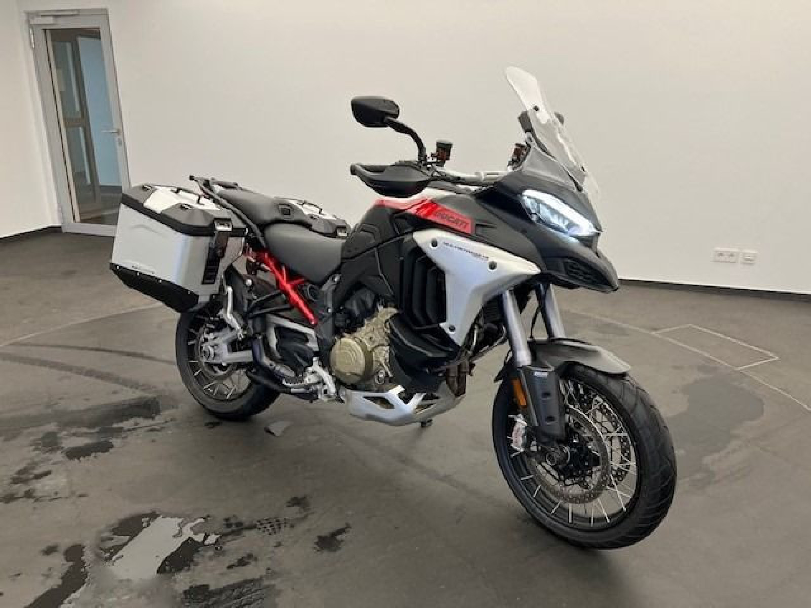 Ducati - Multistrada V4_3