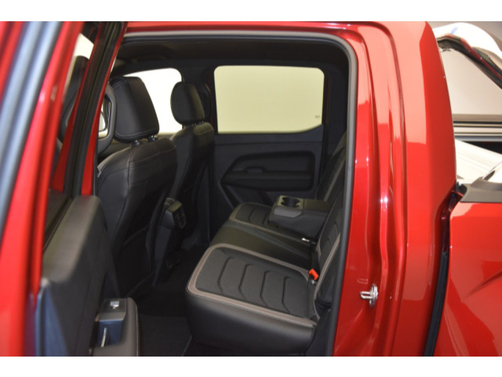Volkswagen - Amarok_9