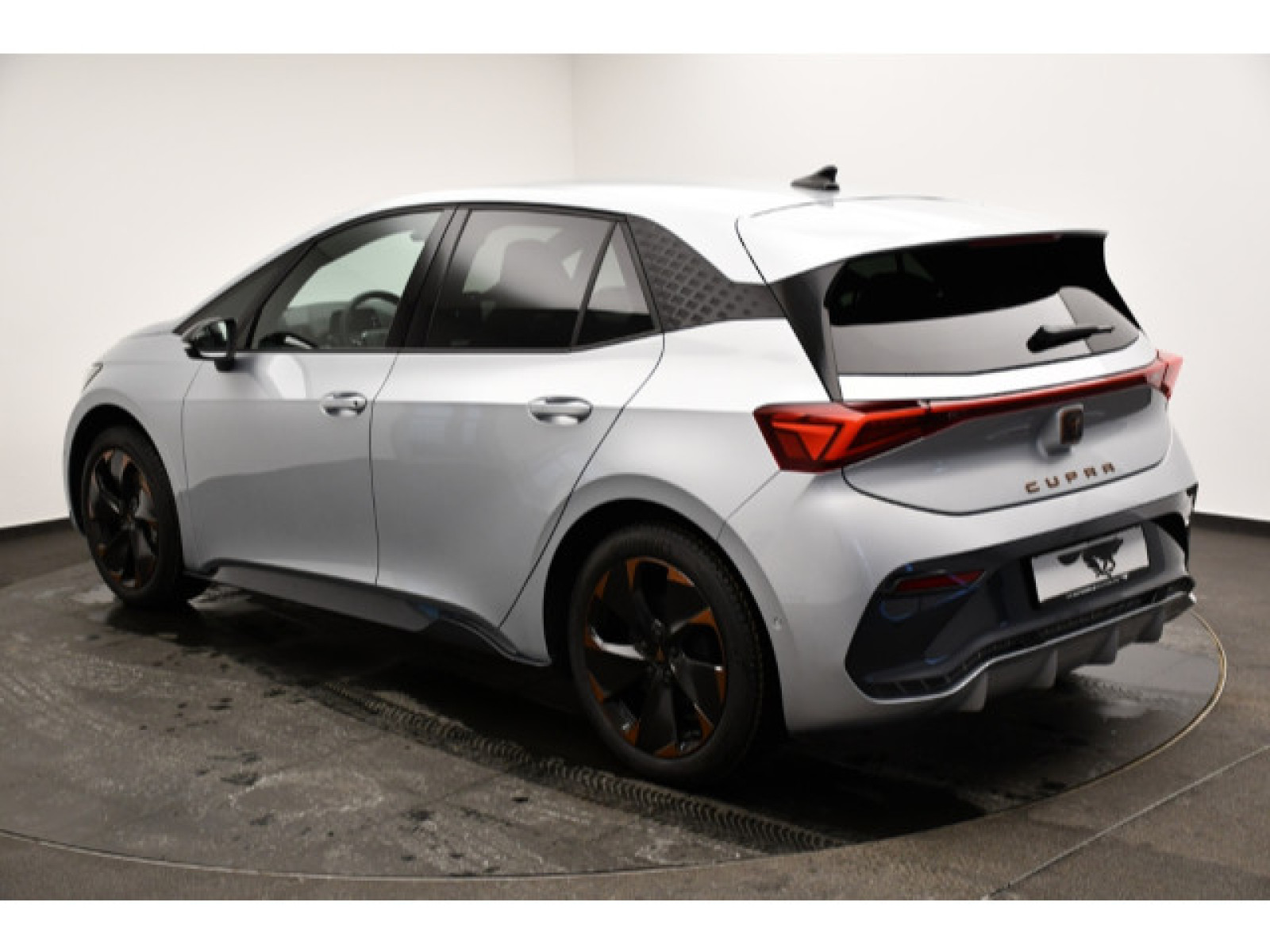 diagonalansicht-hinten-aussen