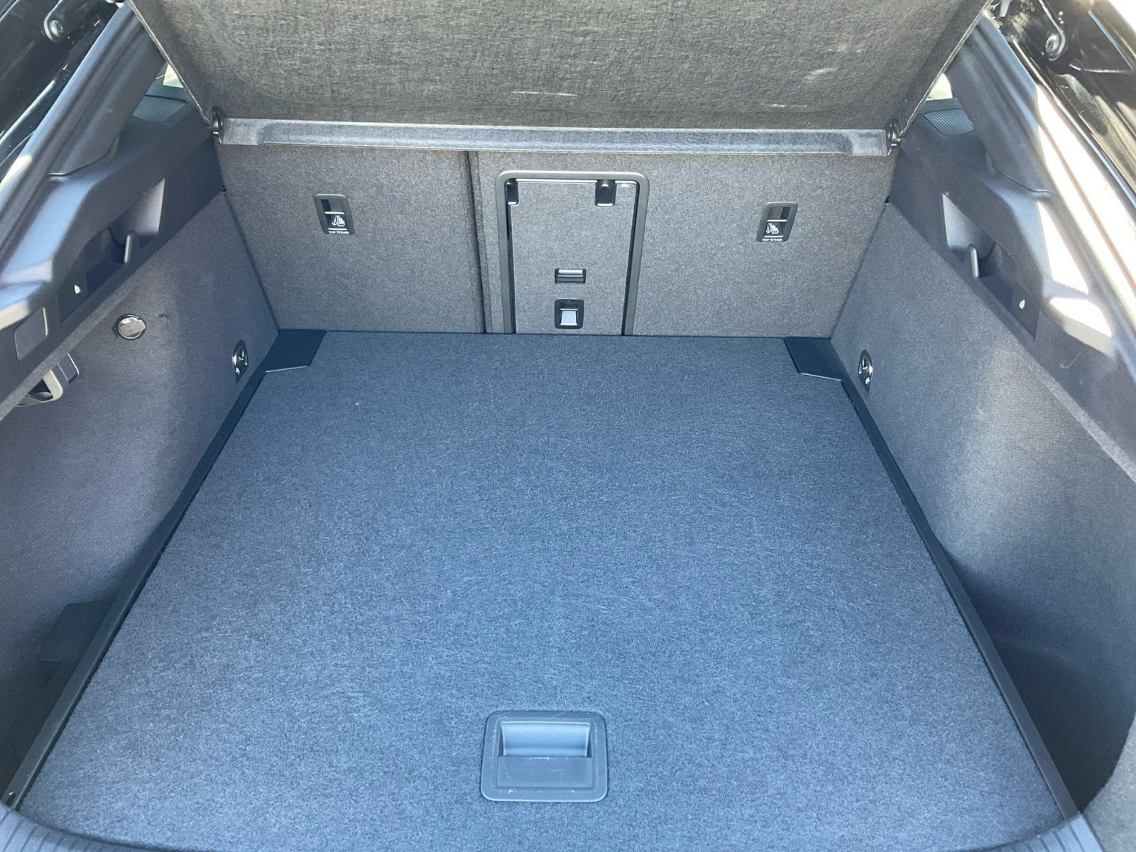 Volkswagen - ID.7_16