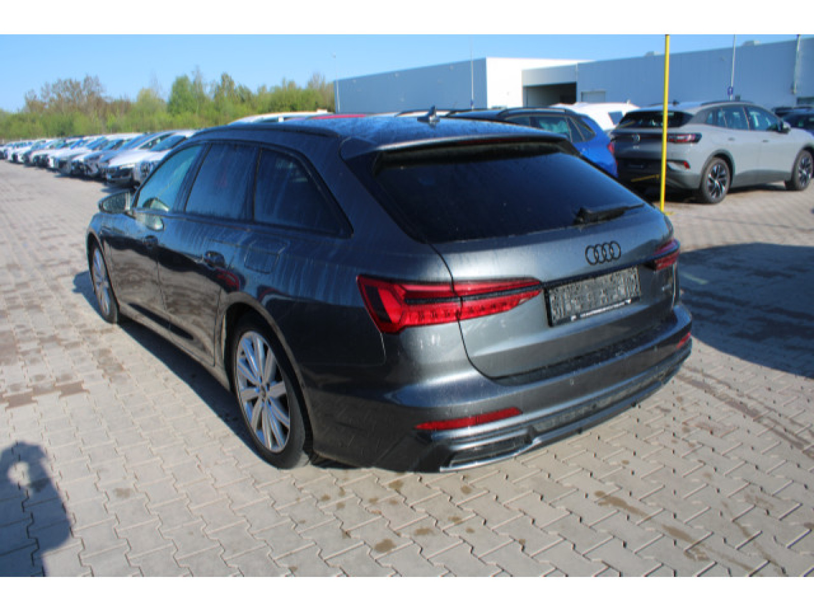 diagonalansicht-hinten-aussen