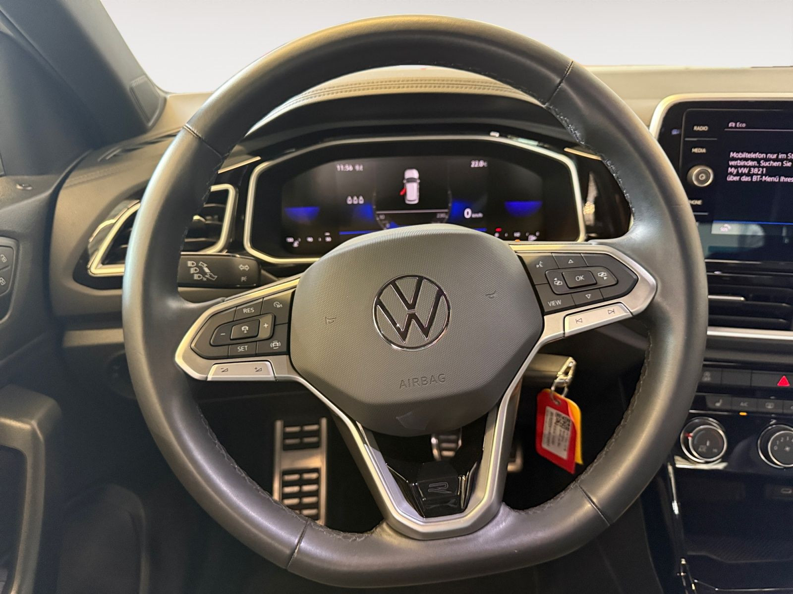 Volkswagen - T-Roc_13